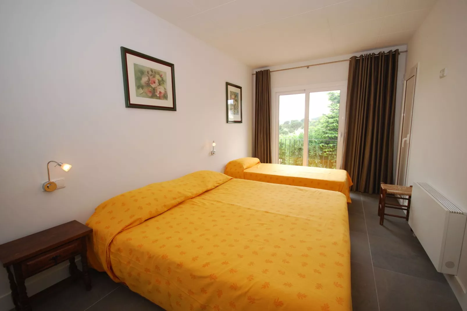 Casa Sophie Amber-Bedroom