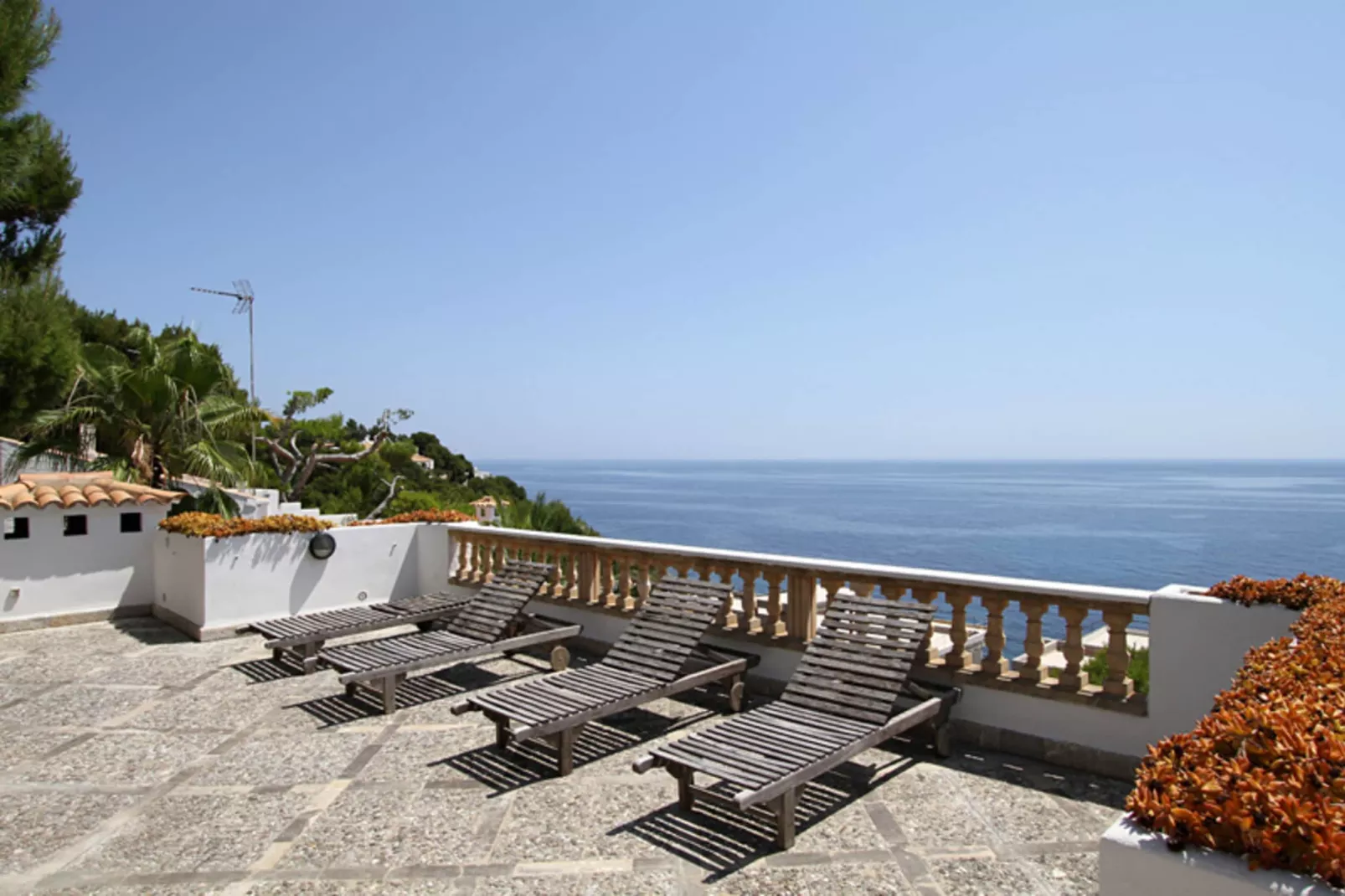 Ratjada-View summer