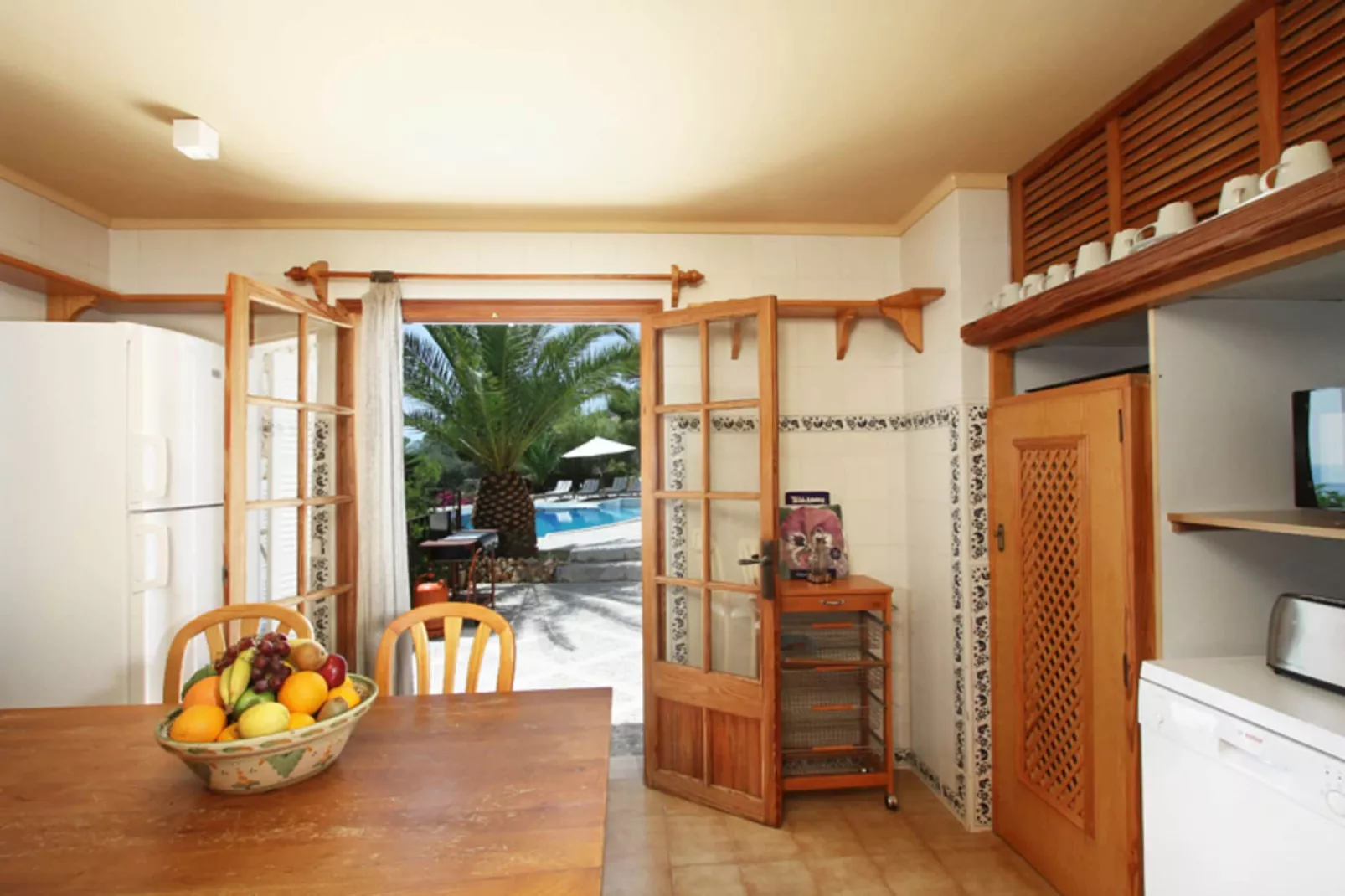 Ratjada-Kitchen