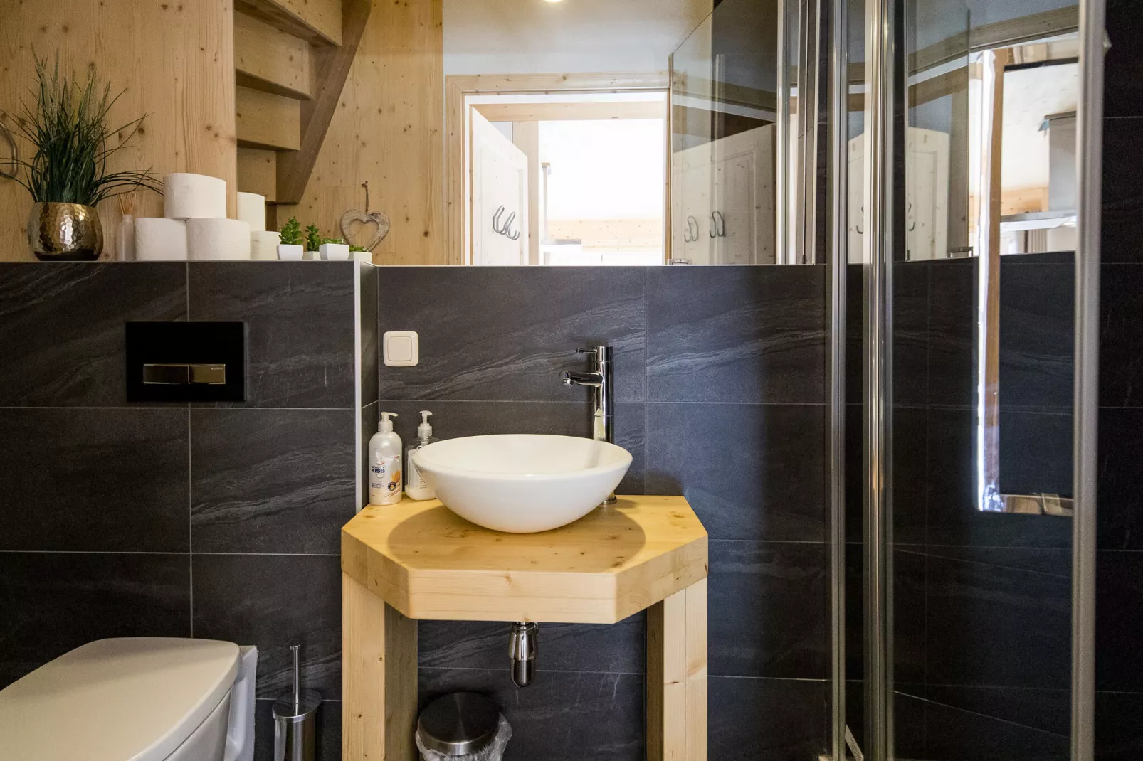 Kreischberg Chalets 51b-Bathroom