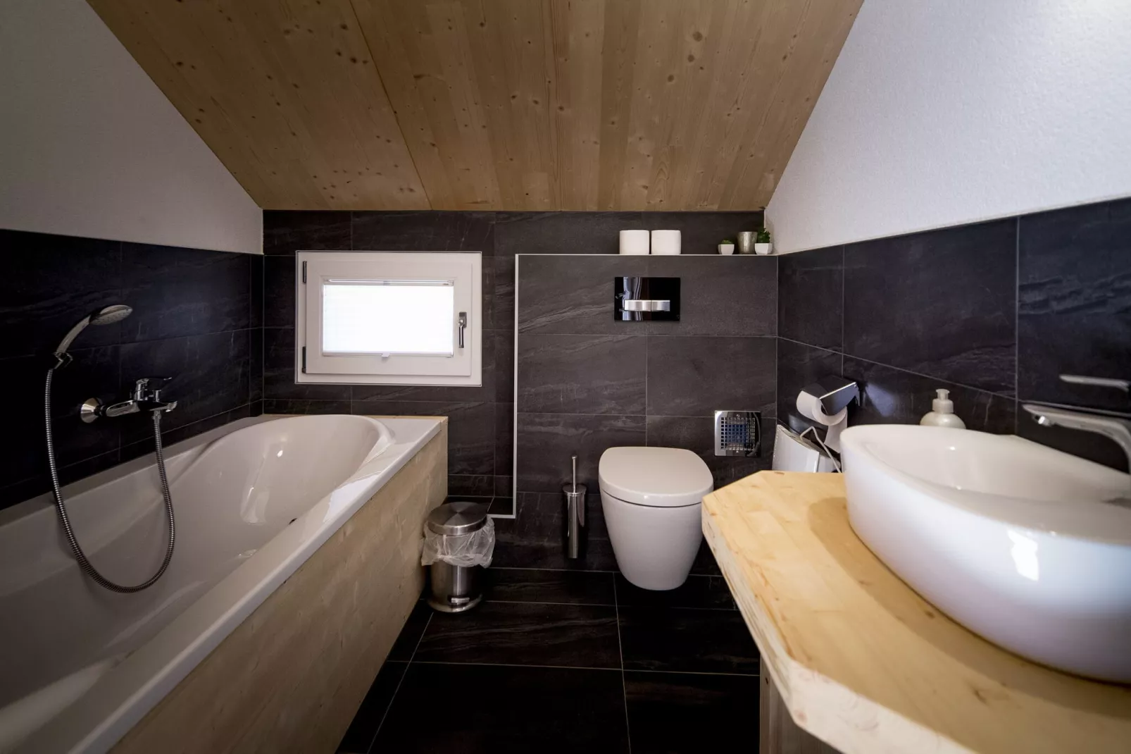Kreischberg Chalets 51b-Bathroom