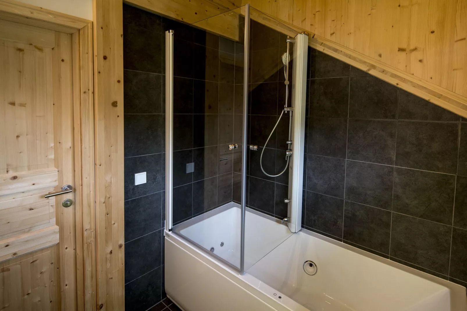 Kreischberg Chalets 51b-Bathroom