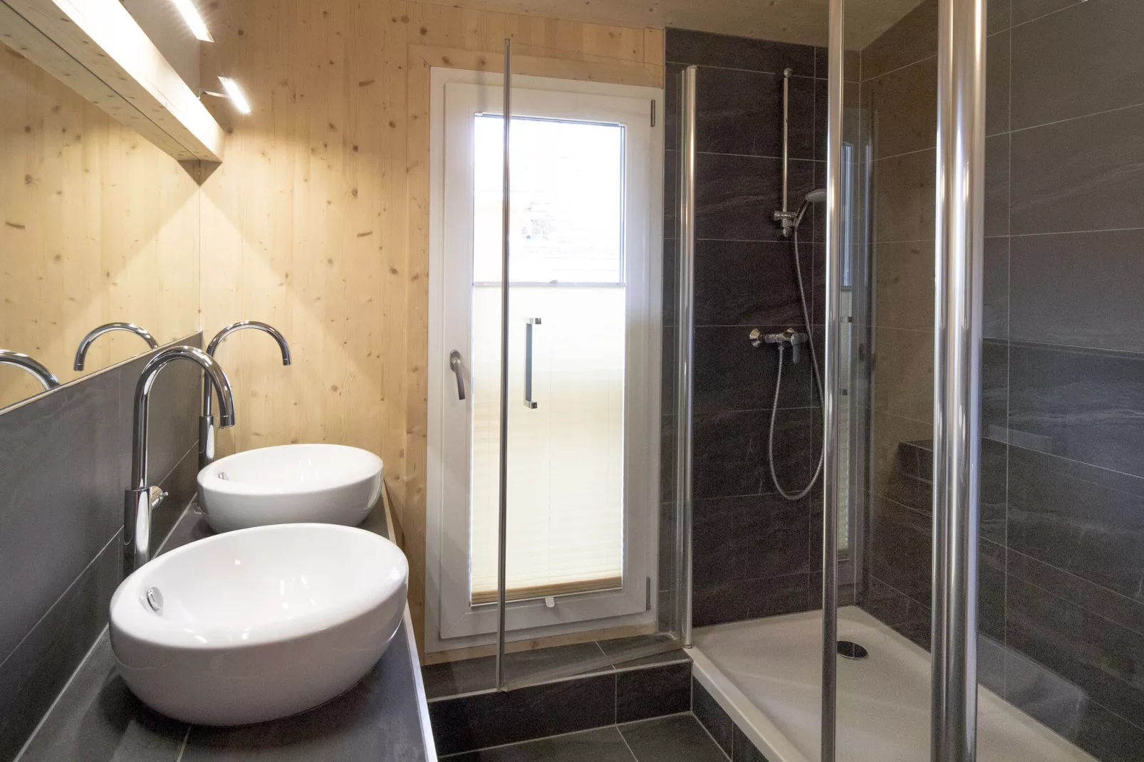 Kreischberg Chalets 51b-Bathroom