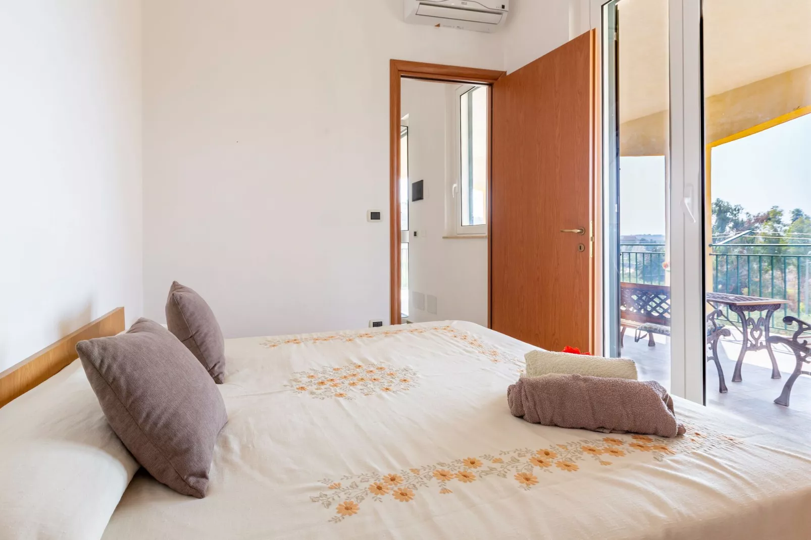 Appartamento Primo Piano-Bedroom