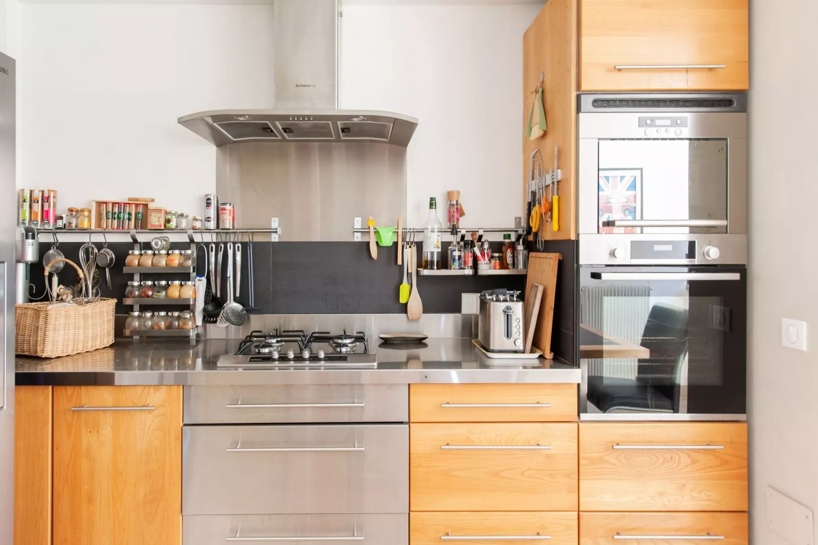 Mougins-Kitchen