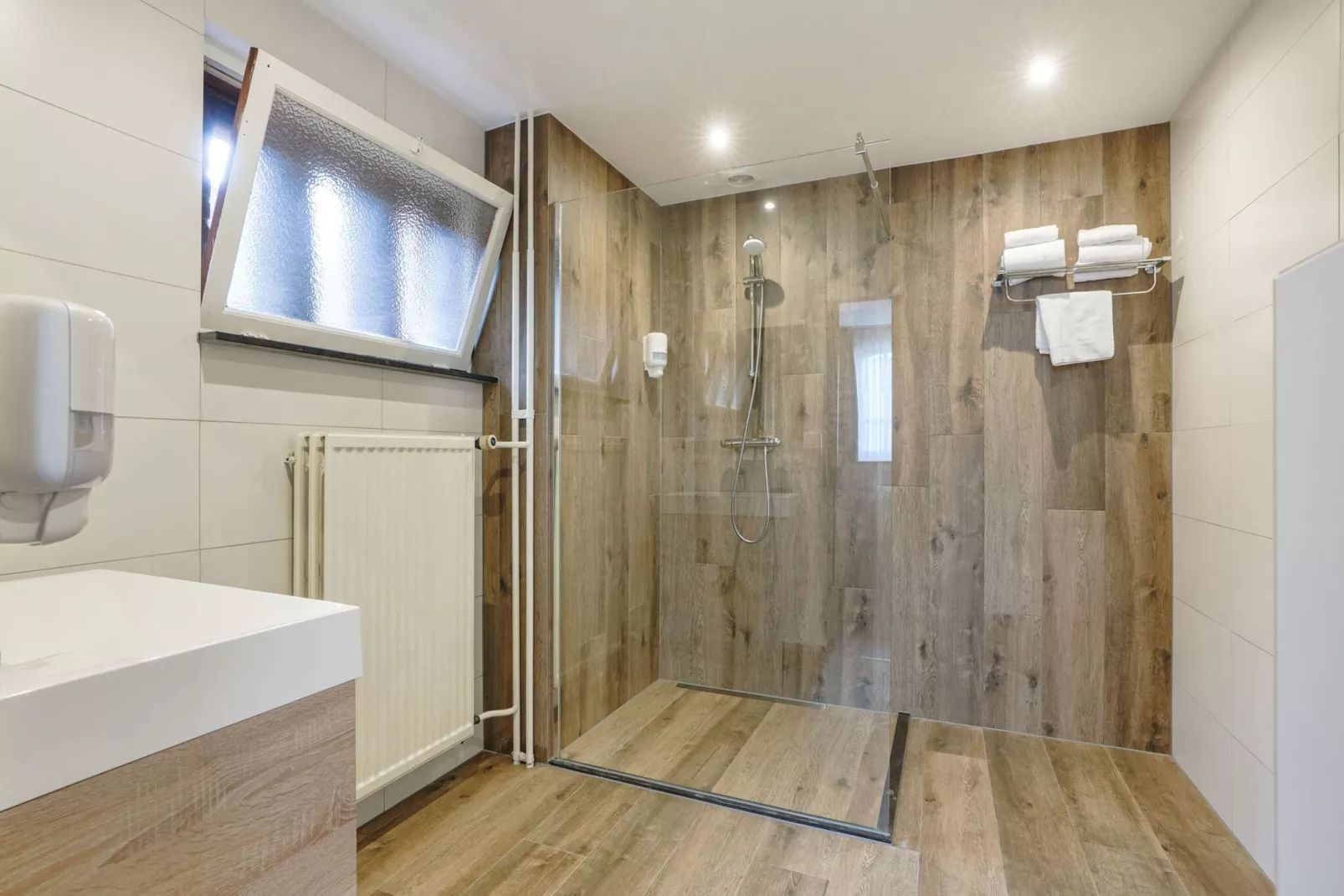 In de Witte Dame - 31B-Bathroom