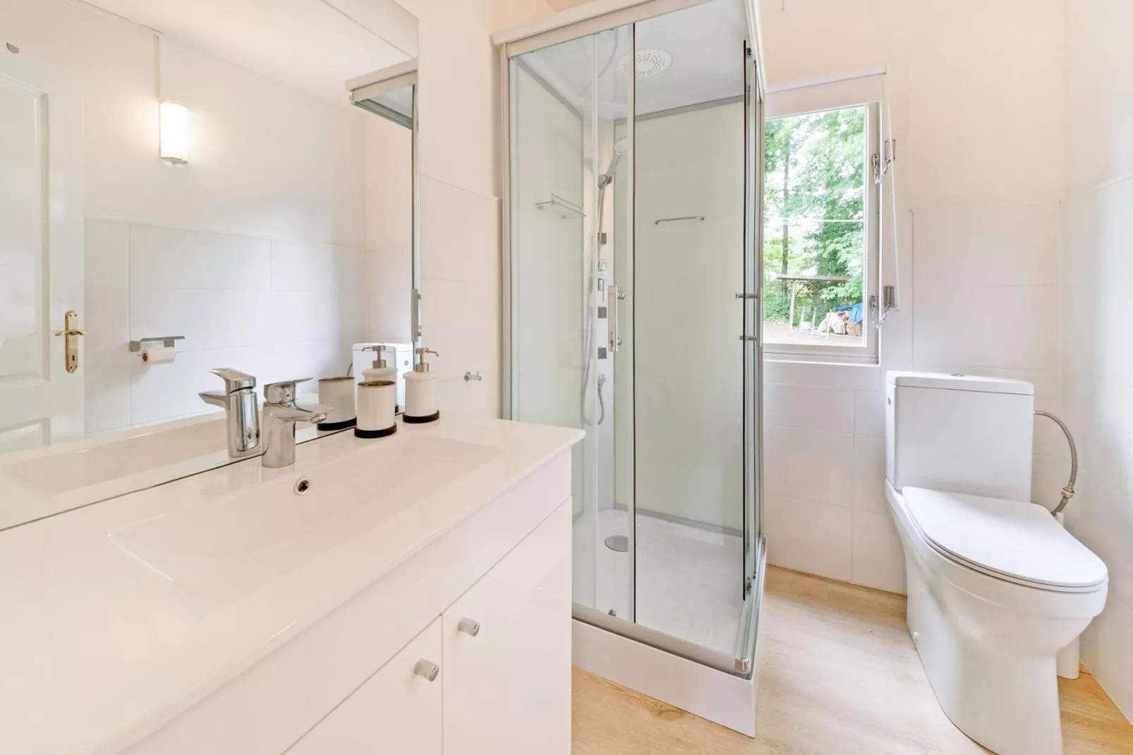 Magnifique Habitation pour 4 adultes-Badezimmer
