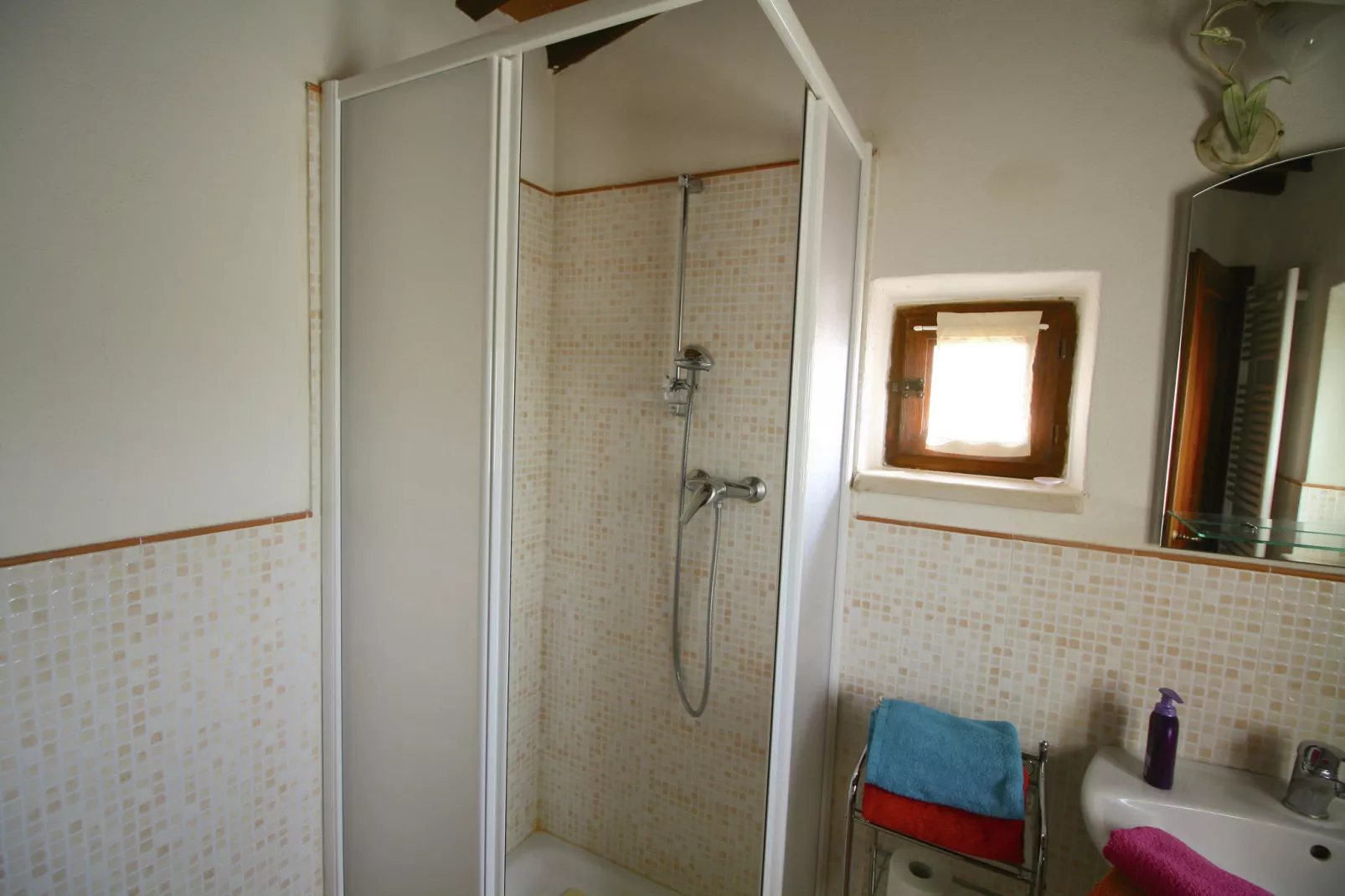 Acqua-Bathroom