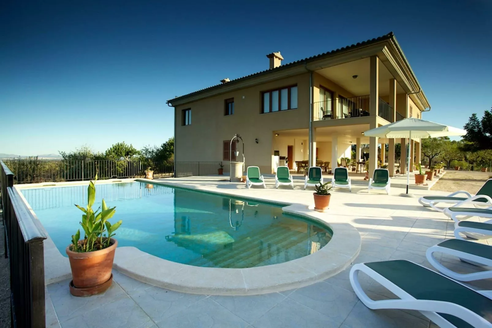 Sastre Blanquer-Exterior summer