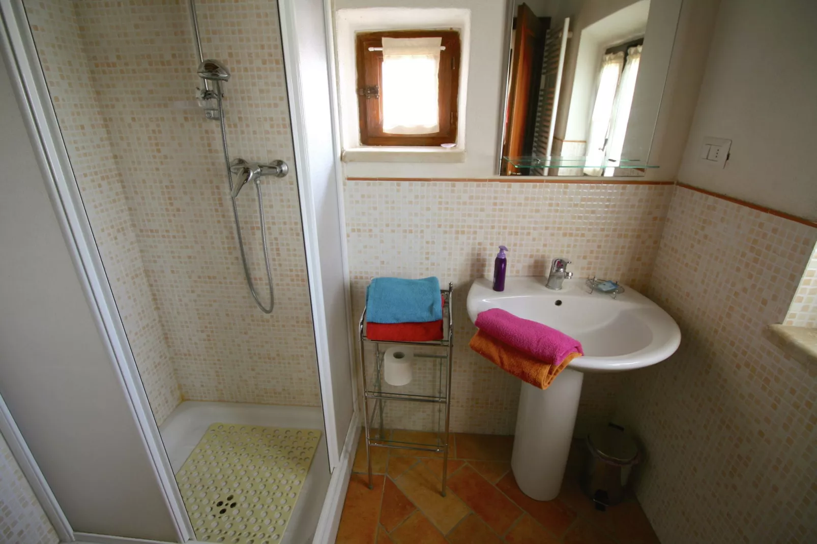 Acqua-Bathroom