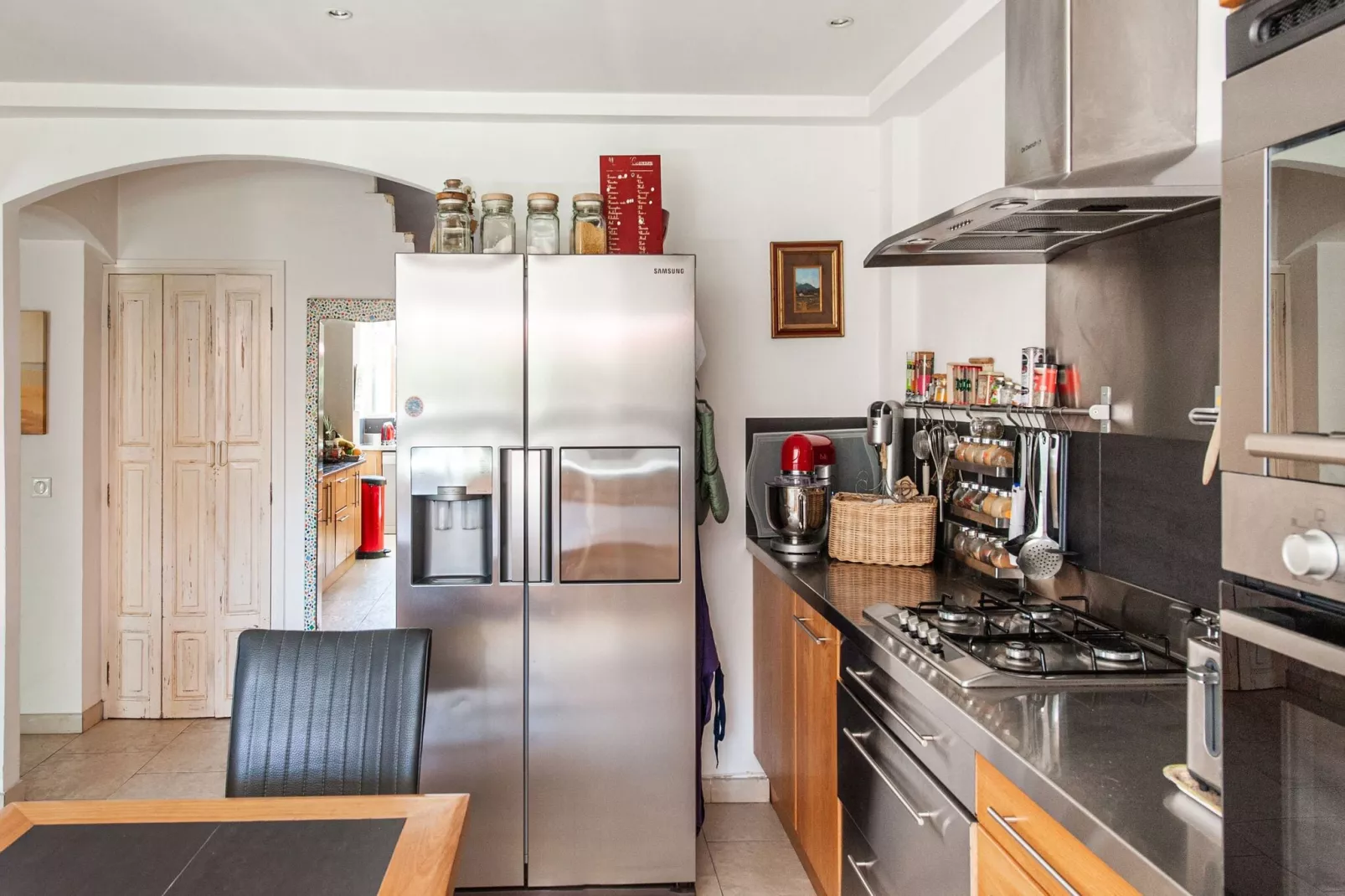 Mougins-Kitchen