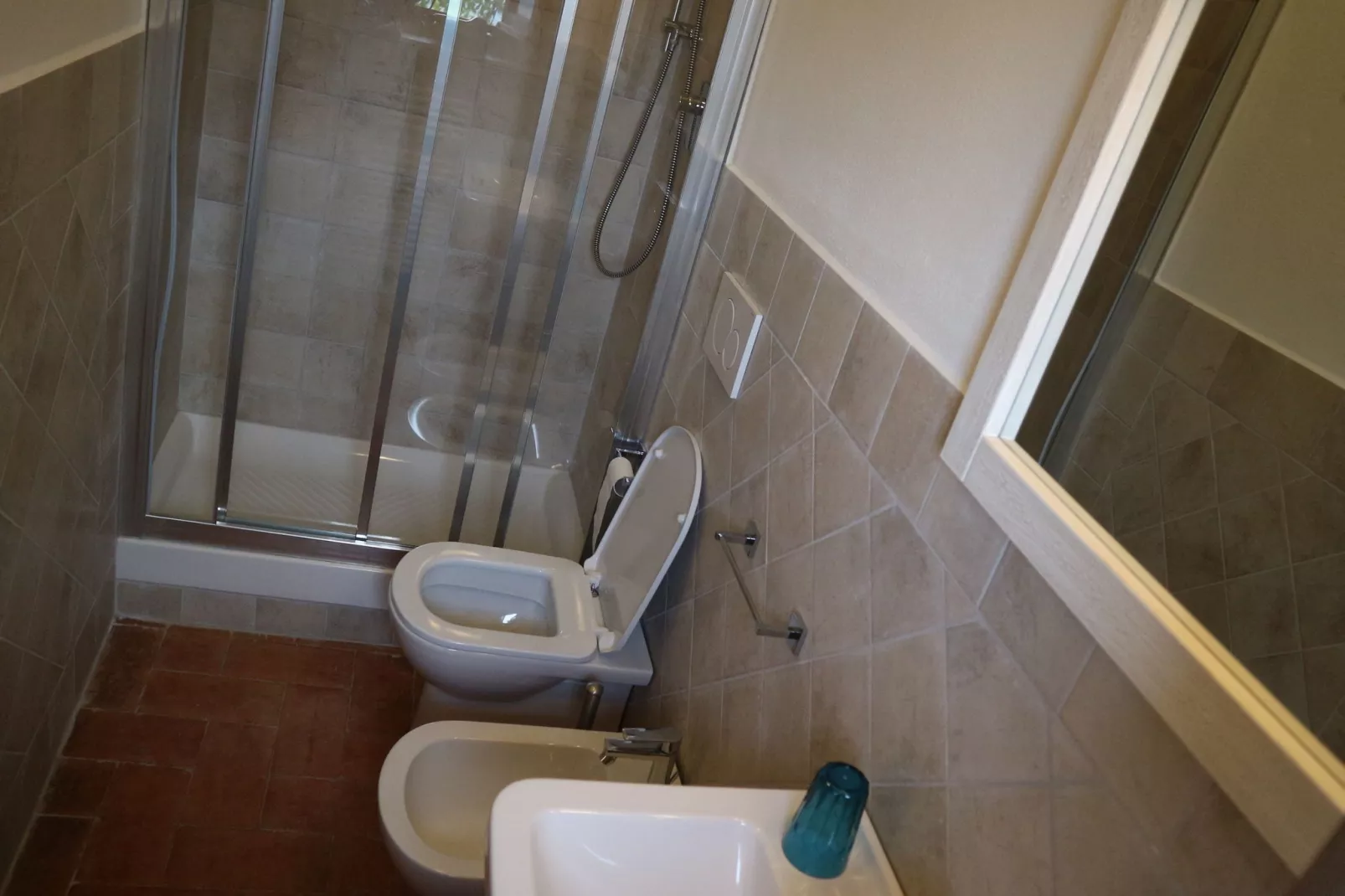 Aia-Bathroom