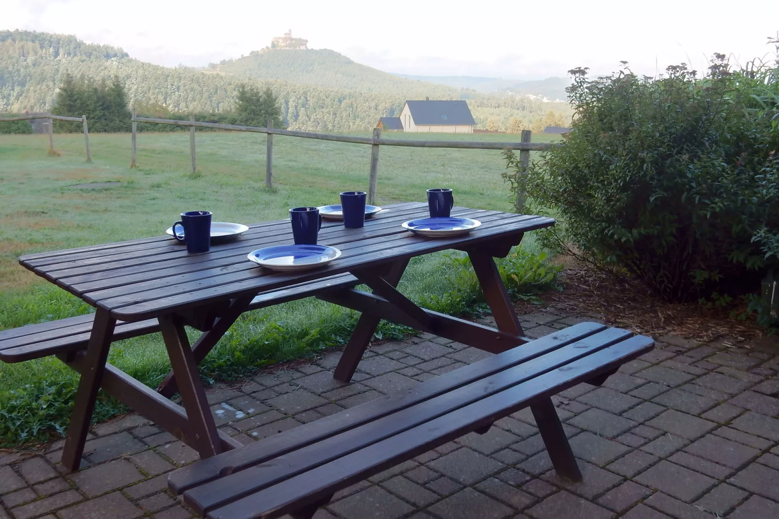 Chalet - LA HOUBE-Terrace balcony