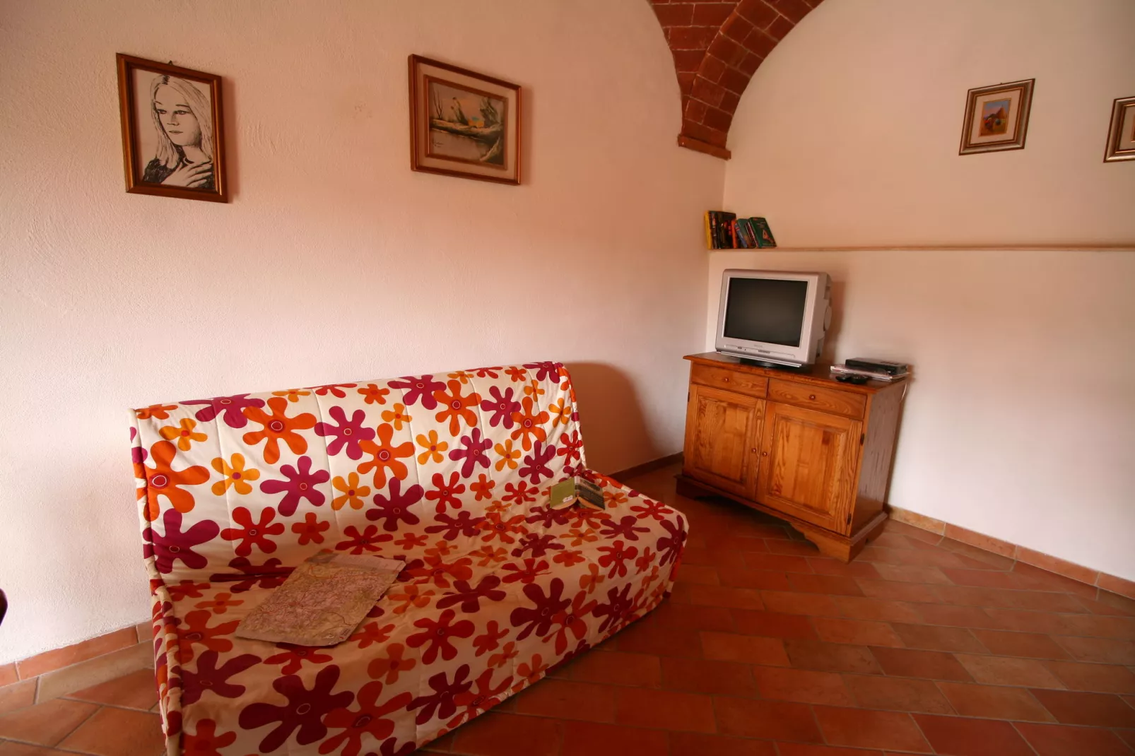 Terra-Living room
