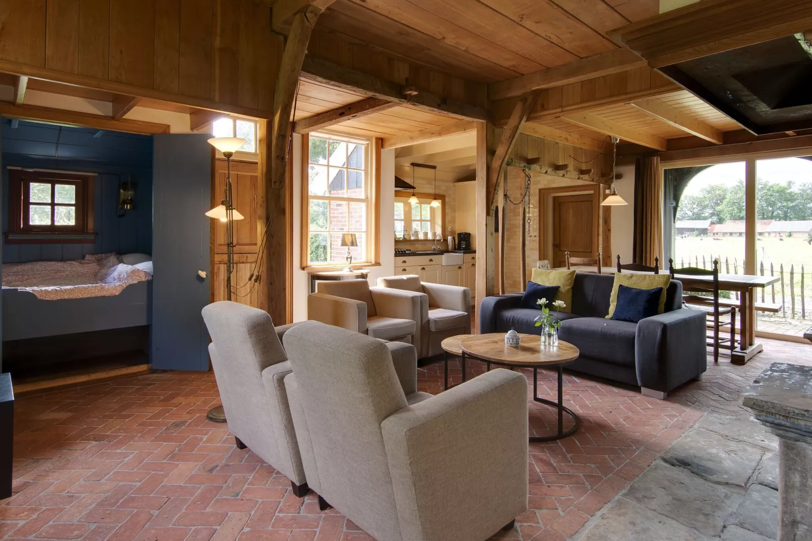 Kotman's spieker 12 persoons-Living room