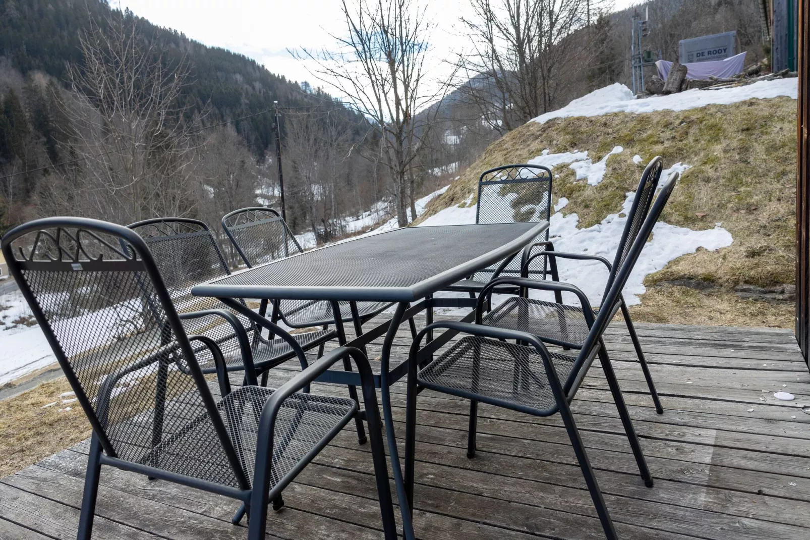 Chalet Pakenham-Terrace balcony