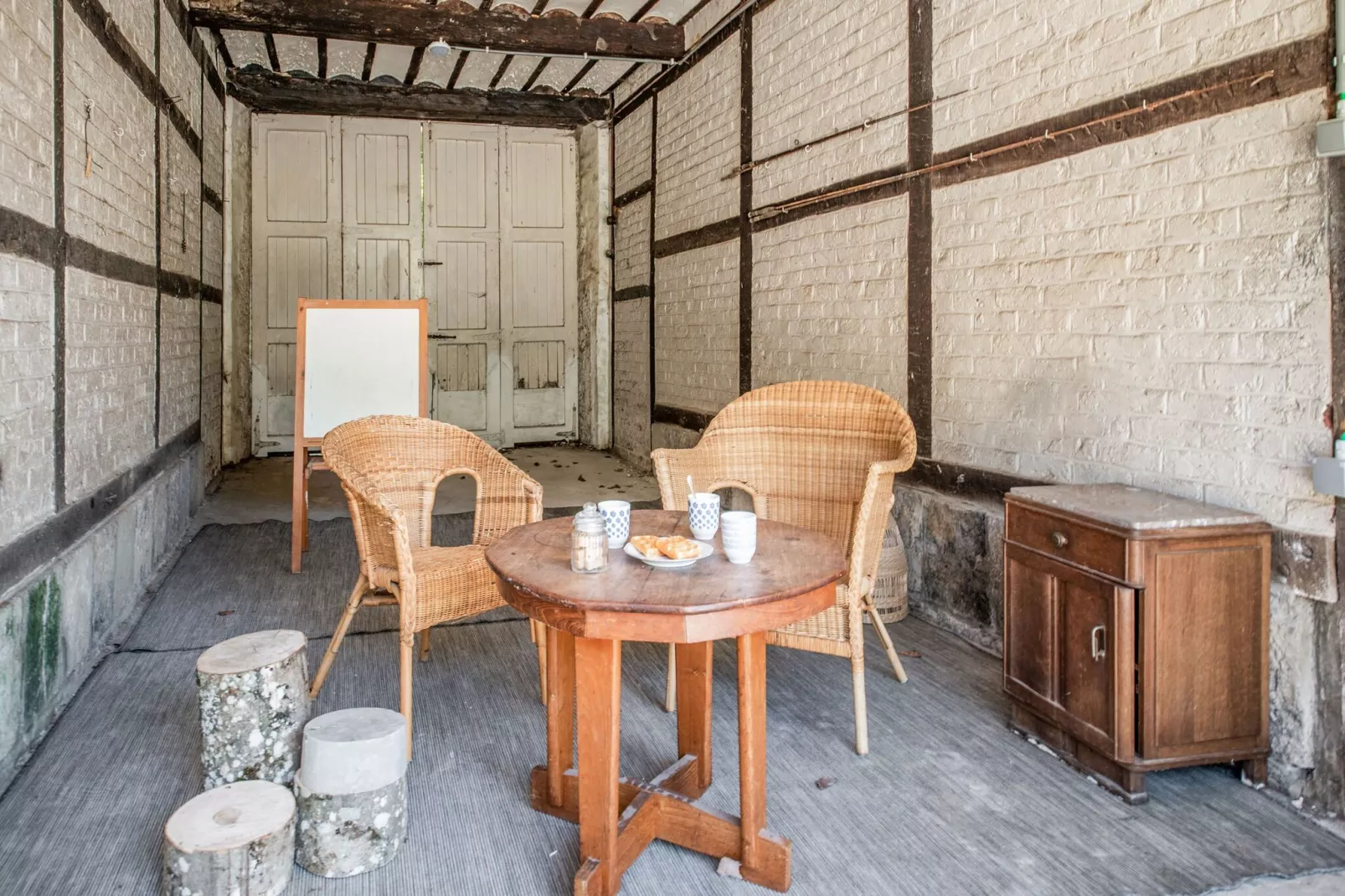Château de Férot-Terrace balcony