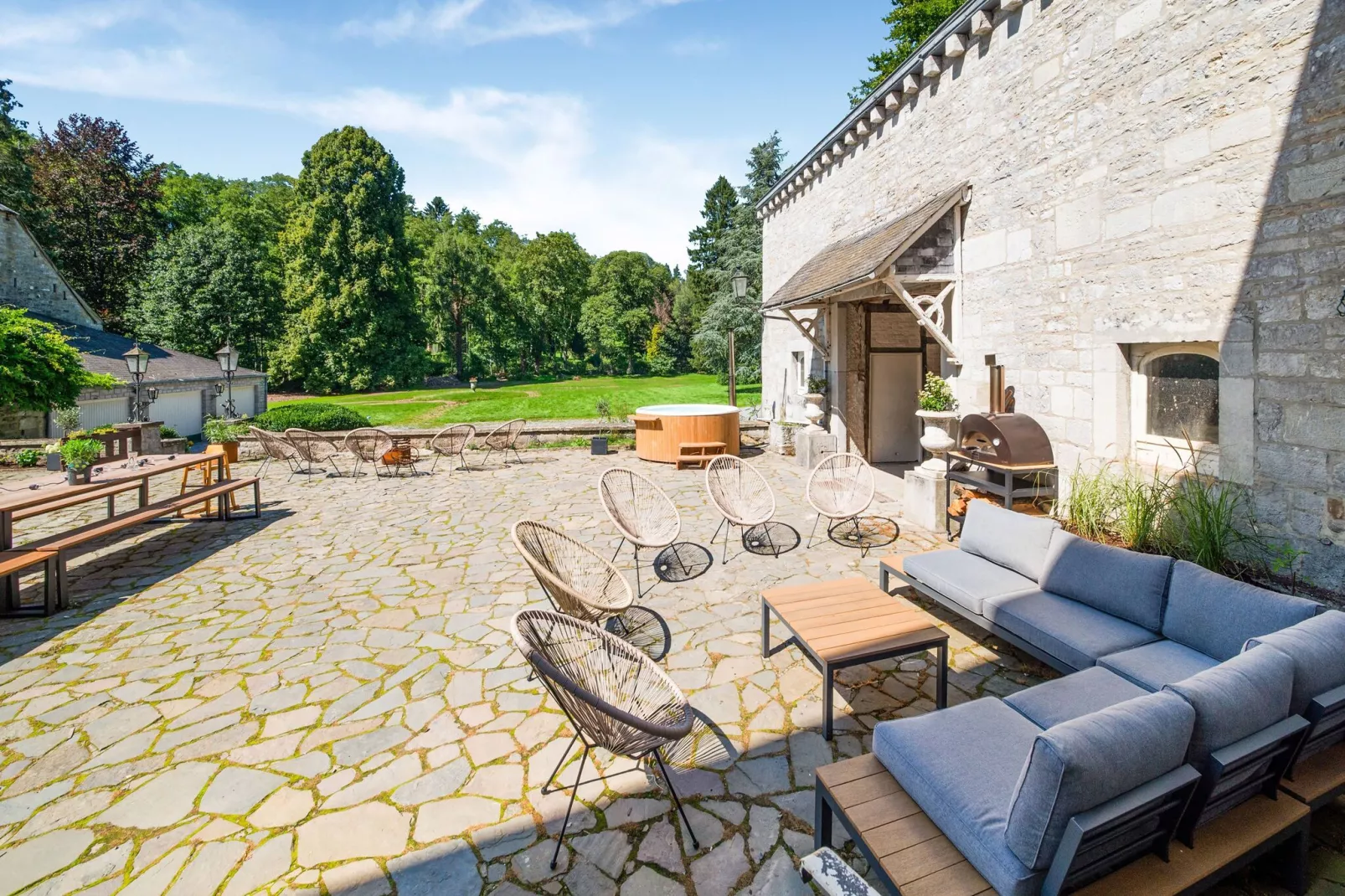Château de Férot-Terrace balcony