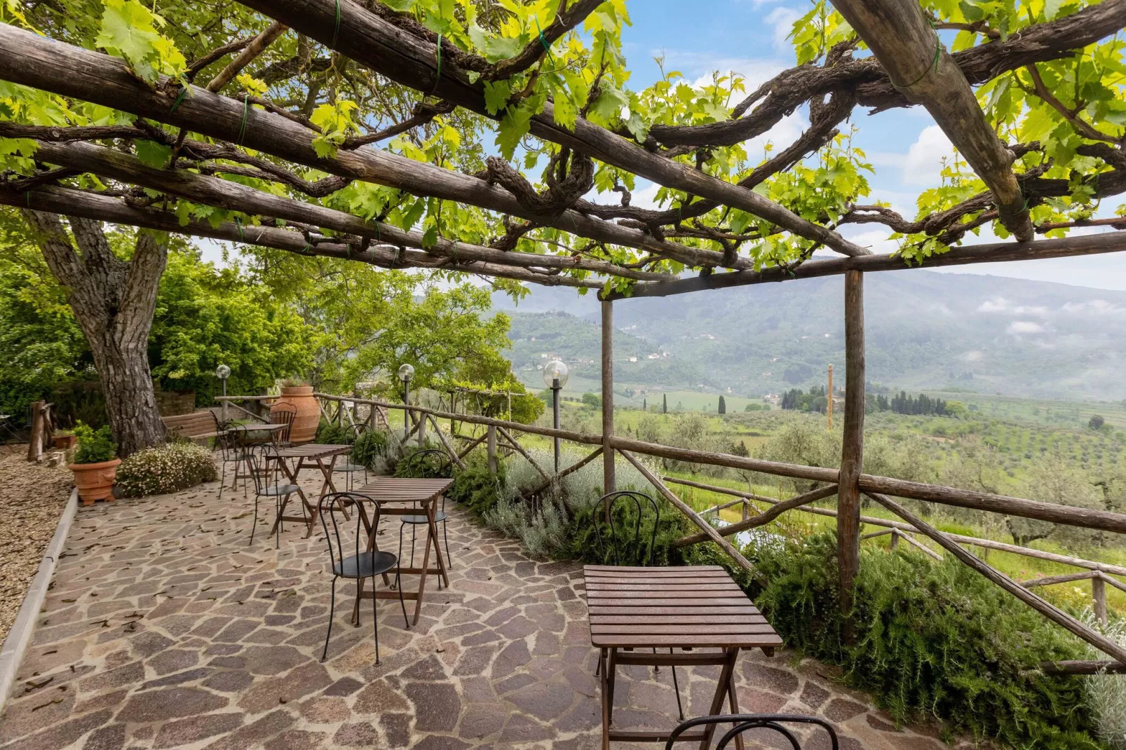 Il Ciliegio-Terrace balcony