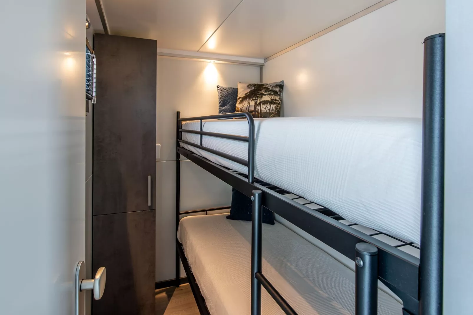 Waterlodge Blue Island-Bedroom