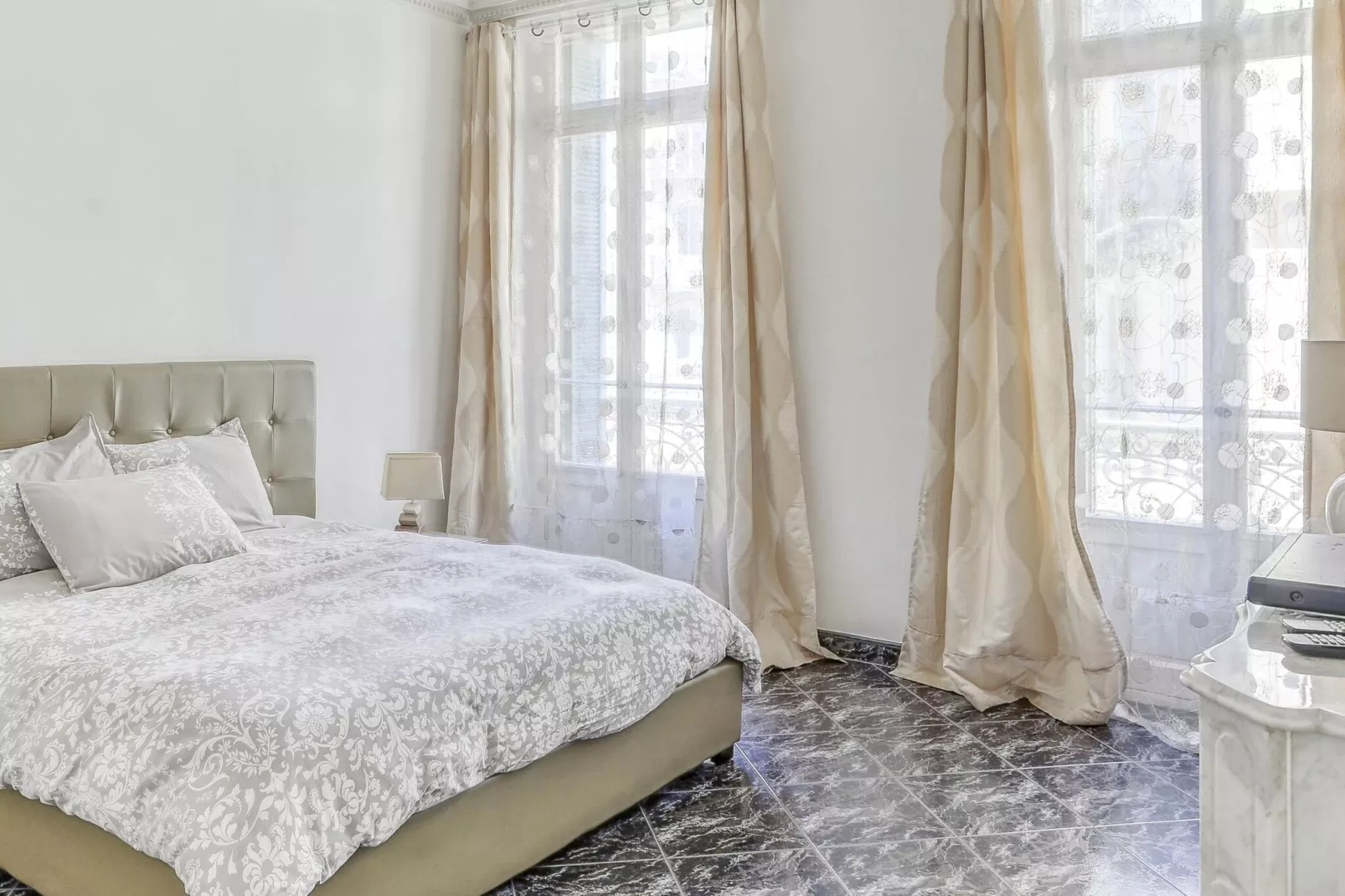 Nice Centre ville-Bedroom
