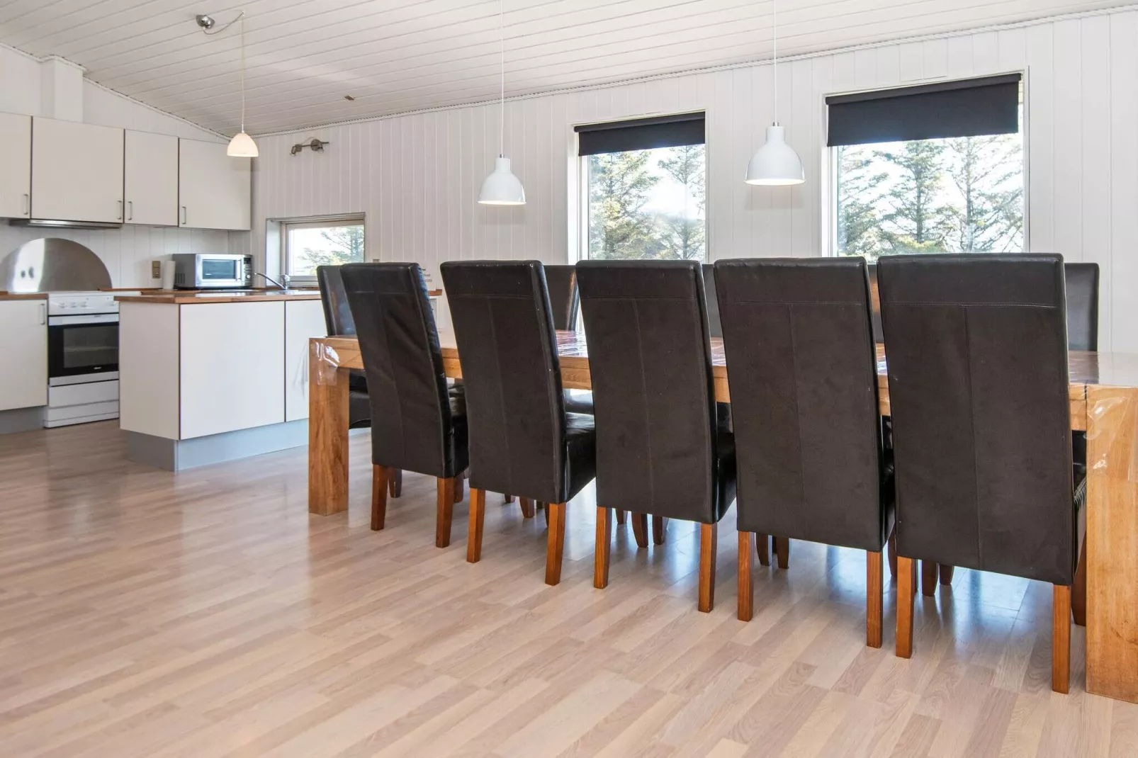 12 person holiday home in Ringkøbing-Indoor