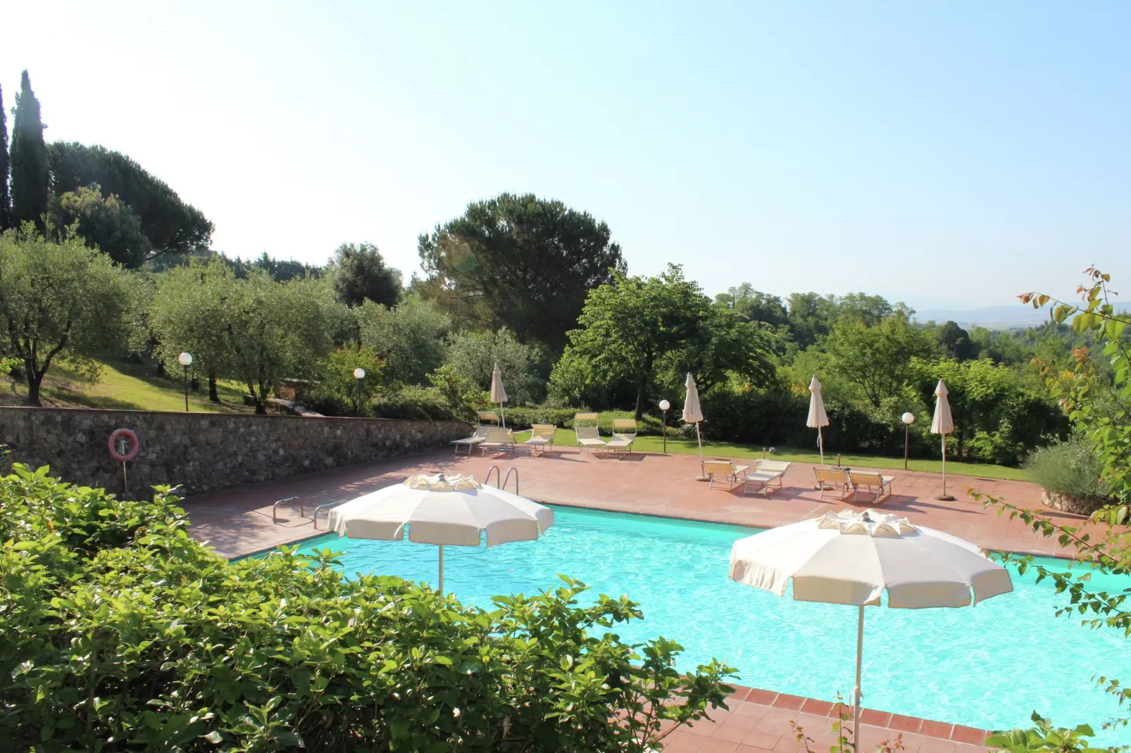 Oliveta-Pool