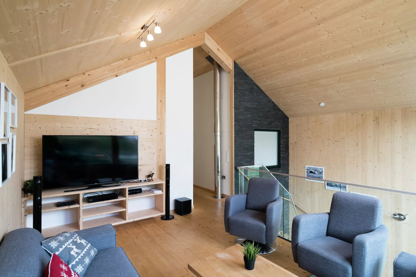 Kreischberg Chalets 19-Living room