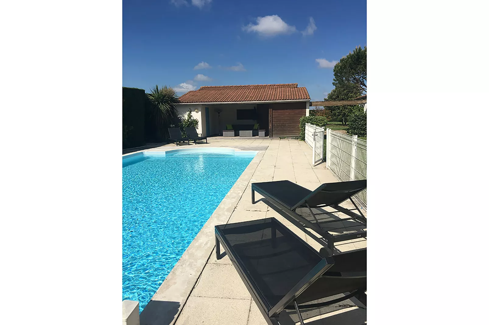 Villa Petite Champagne-Pool