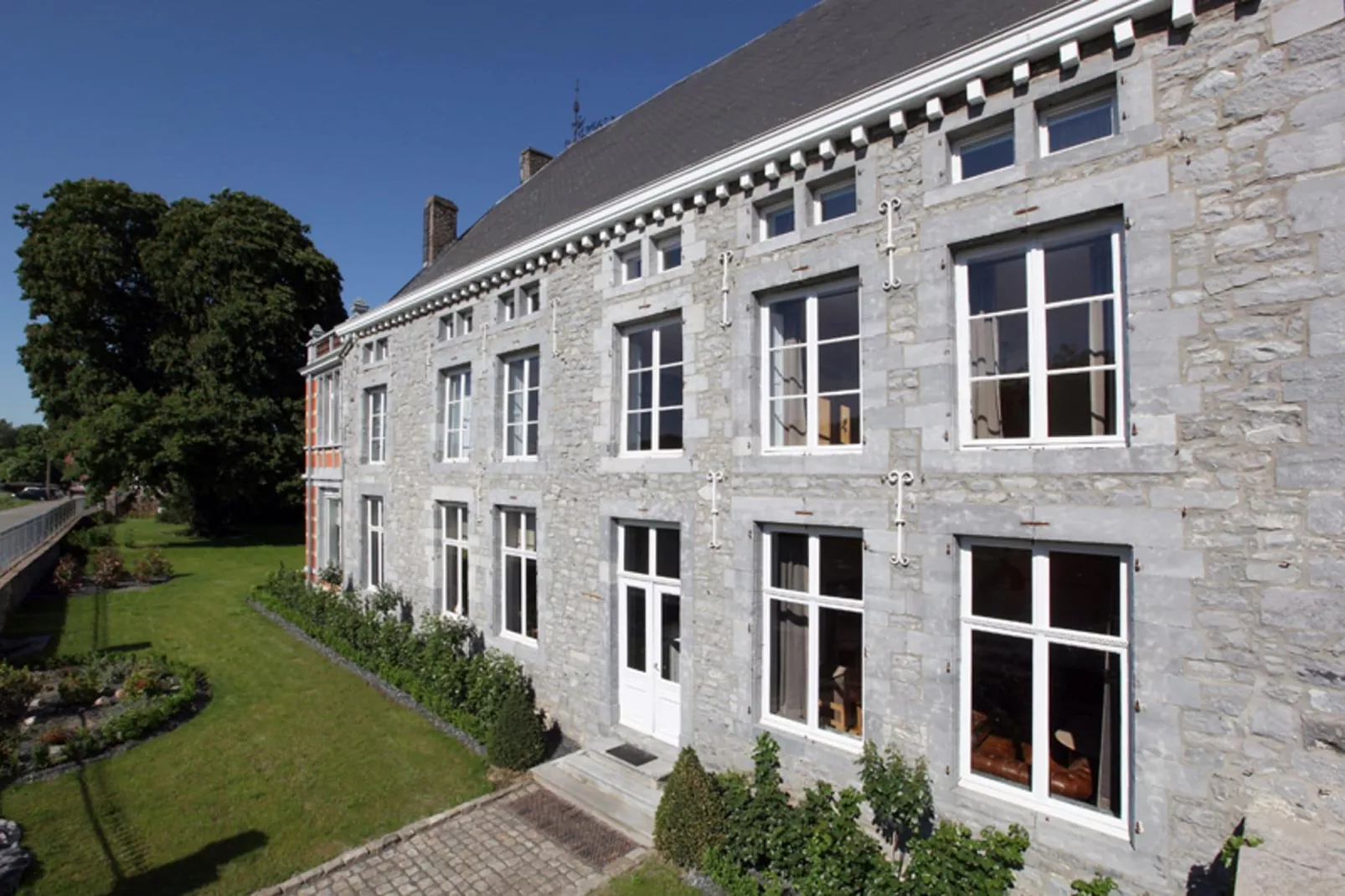 Villa Mosa-Exterior summer