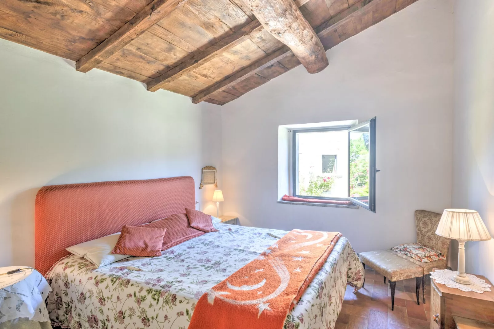 Nicoletta Sagrestia 1-Bedroom