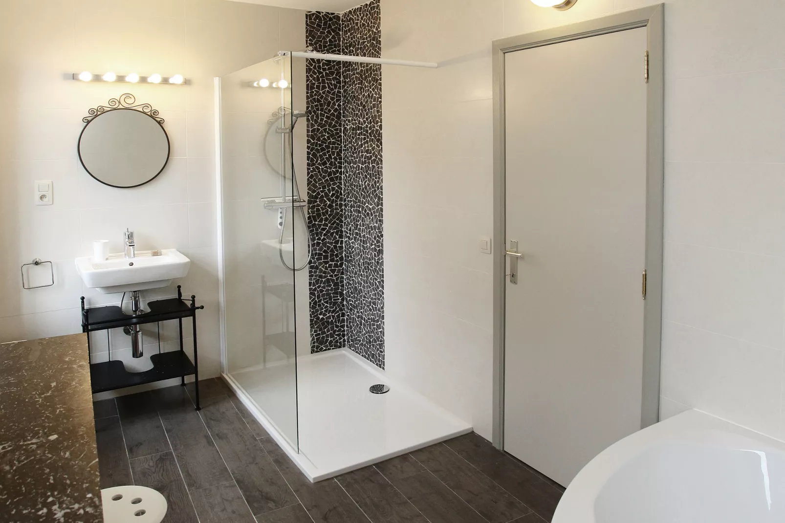 Villa Mosa-Bathroom