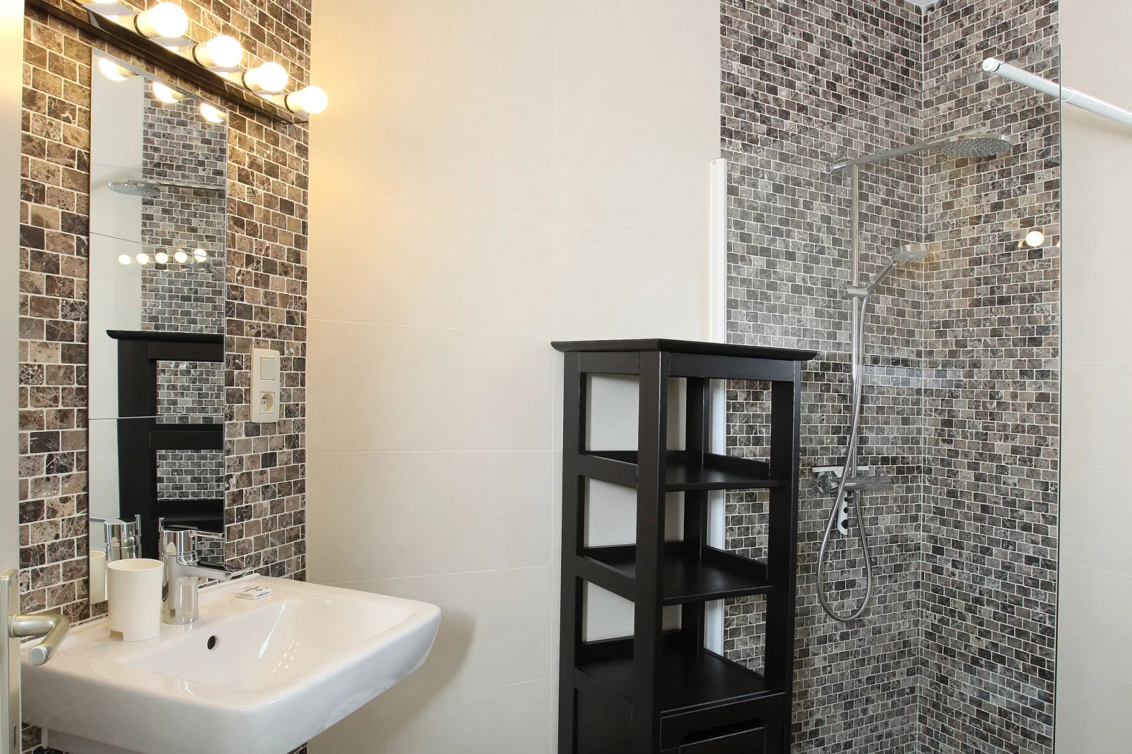Villa Mosa-Bathroom