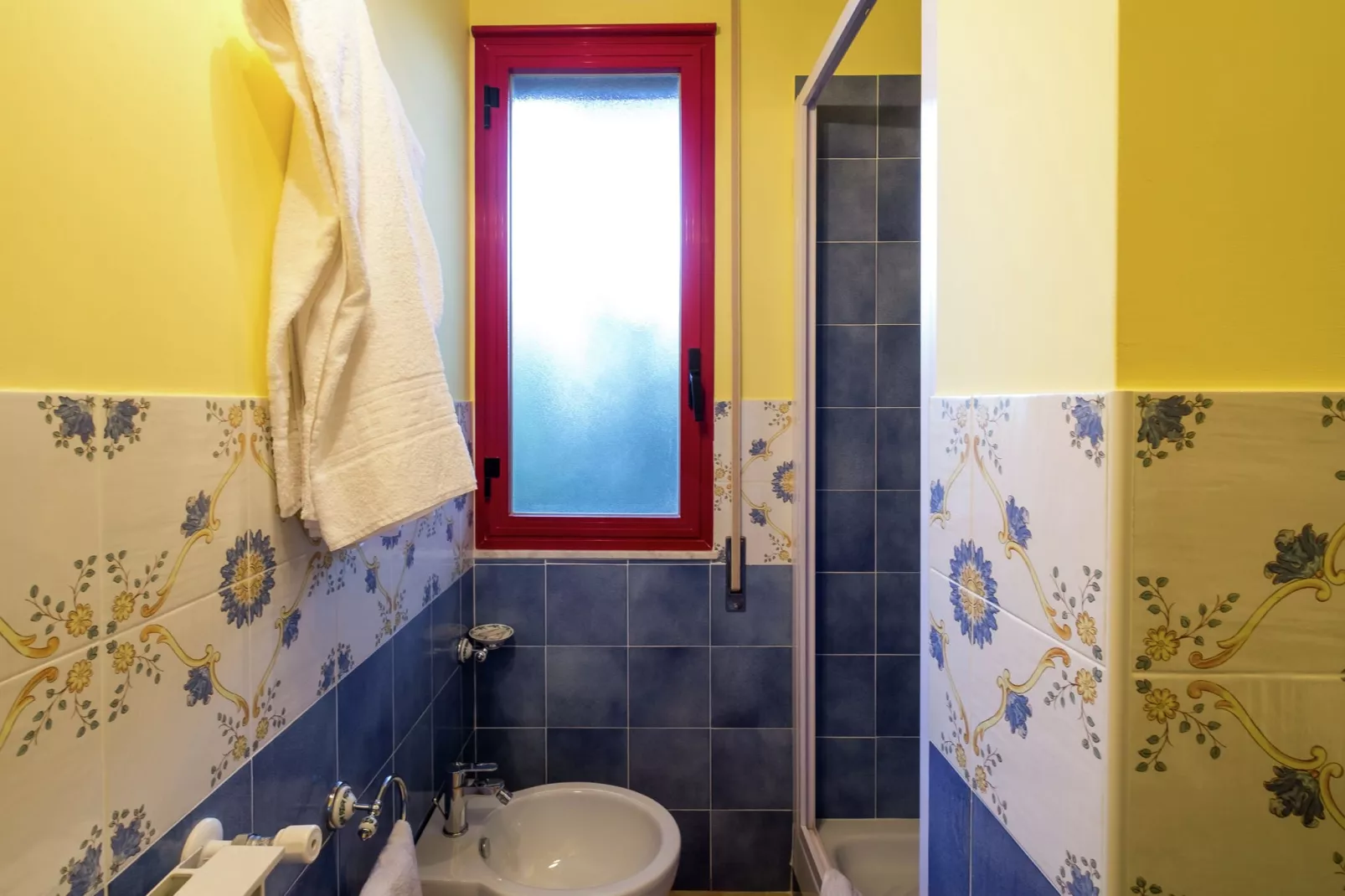 Montalbano Quattro-Bathroom