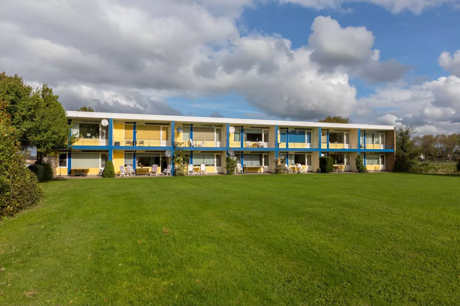 Appartement - Burg van Woelderenlaan 100-4-Außenbereich Sommer