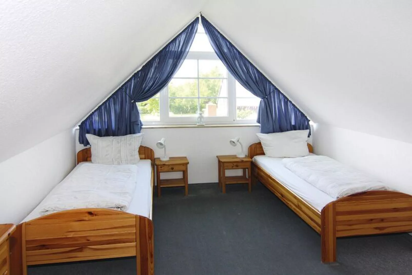 2-Raum-App EG Terrasse Peerkoppel klein 40 qm-Bedroom