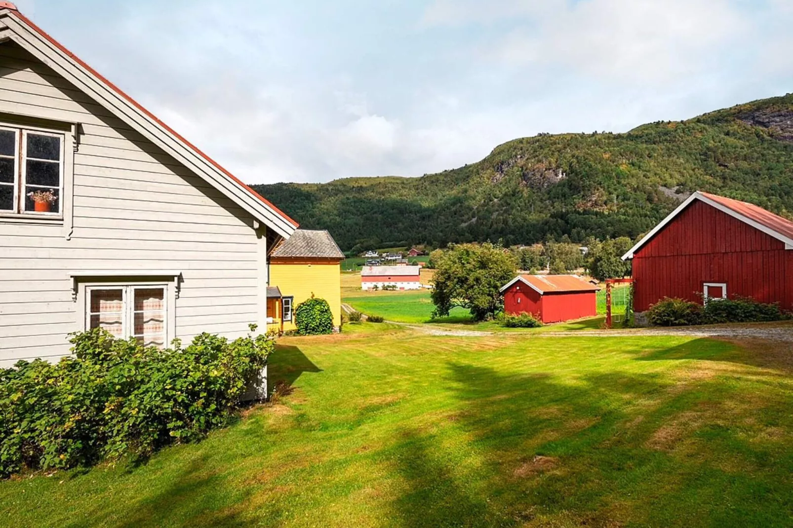 56677 NIKLAGARDEN-Outdoor