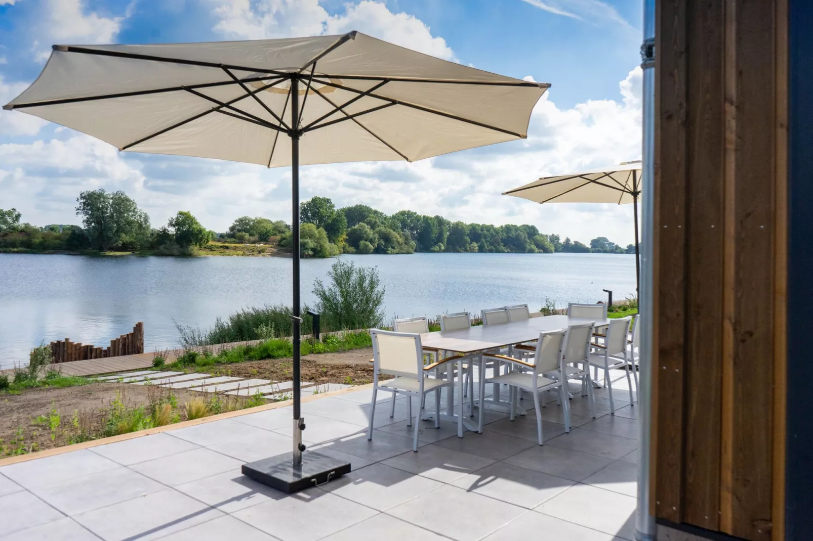 Resort aan de Maas 1-Parkeinrichtungen