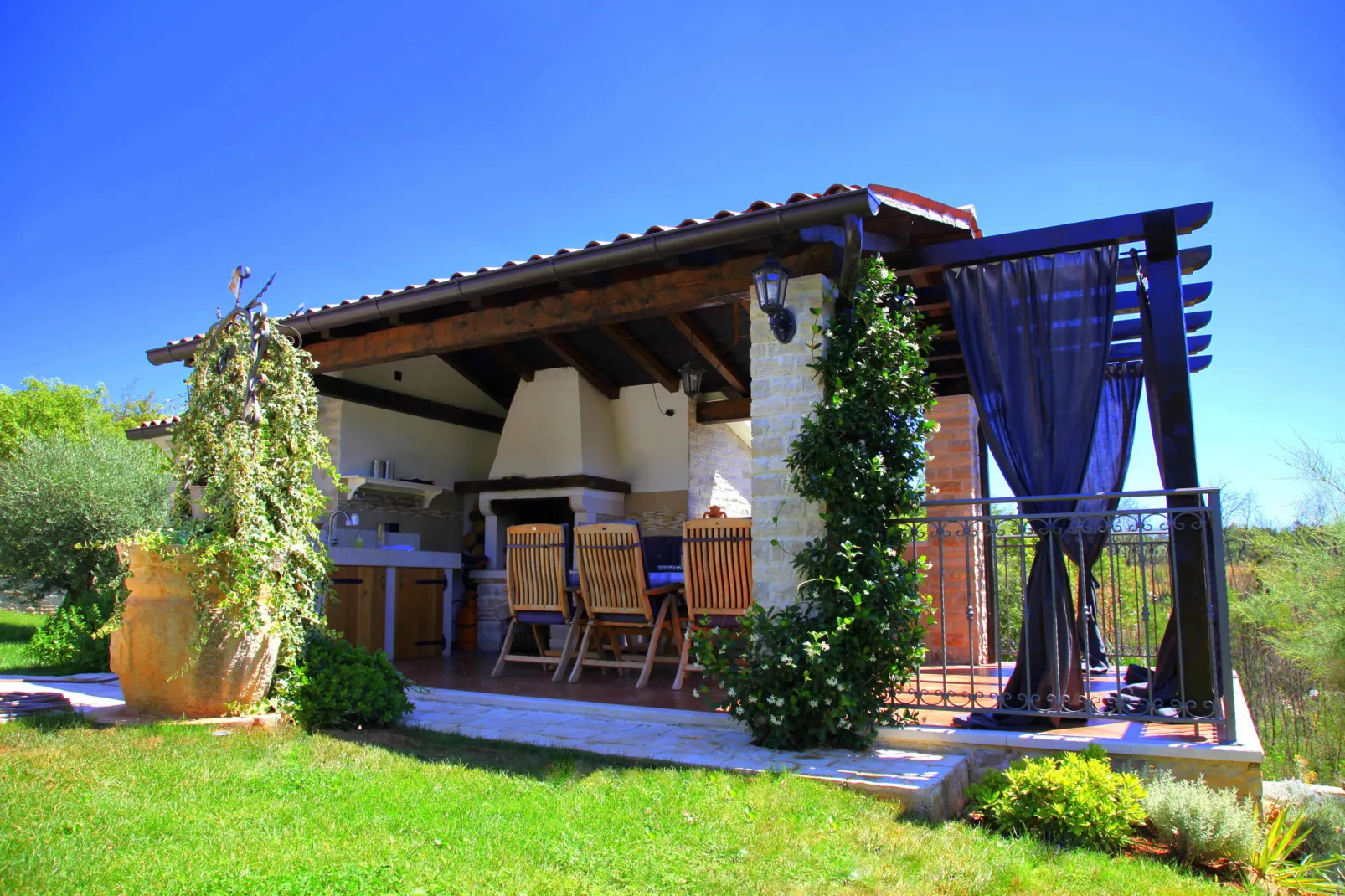 Villa Experience-Terrace balcony
