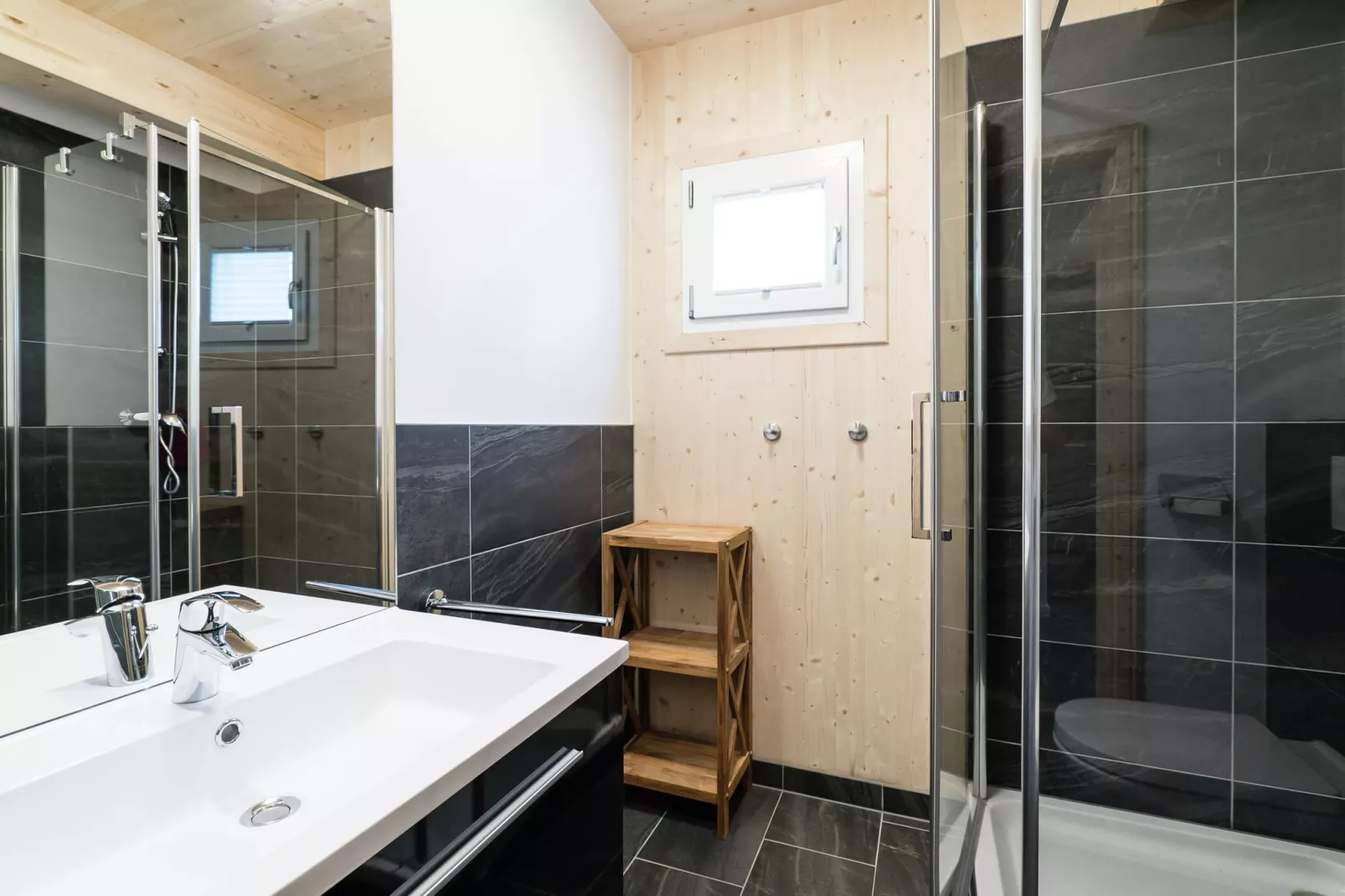 Kreischberg Chalets 21-Bathroom