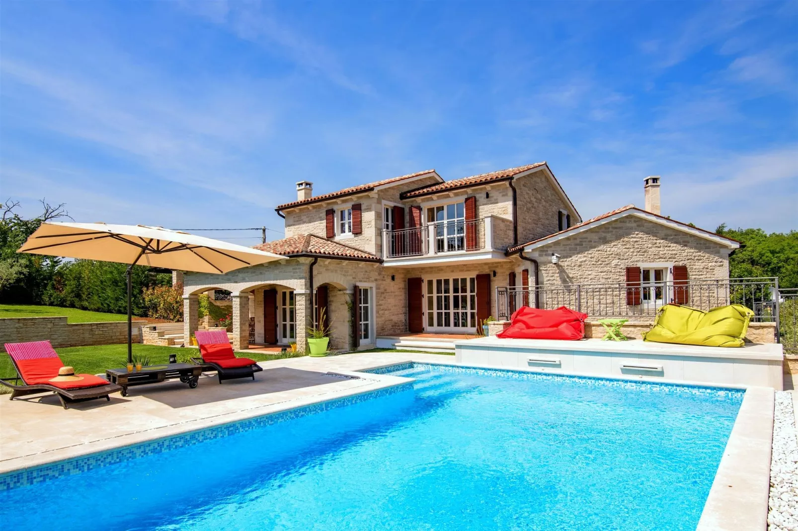 Villa Artien-Exterior summer