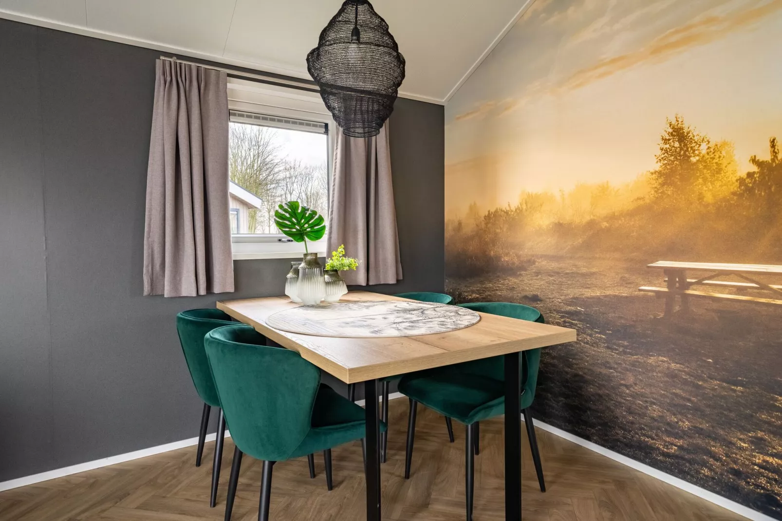 Resort aan de Maas 2-Esszimmer