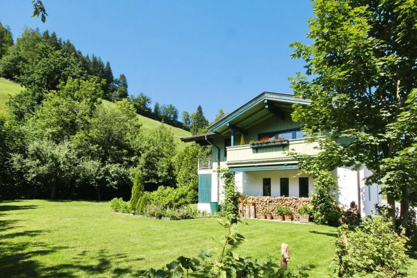 Haus Kobi-Exterior summer