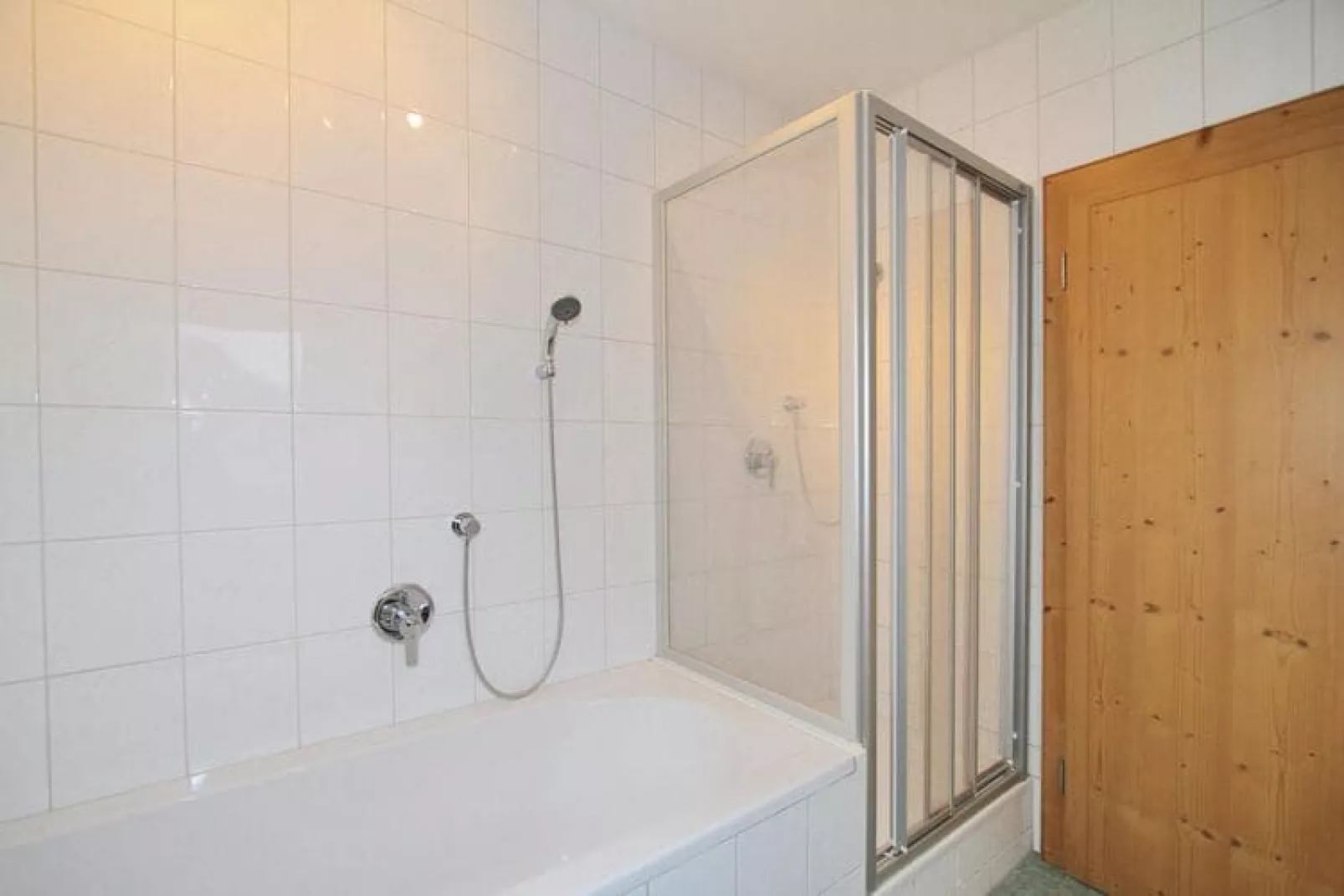 Haus Kobi-Bathroom