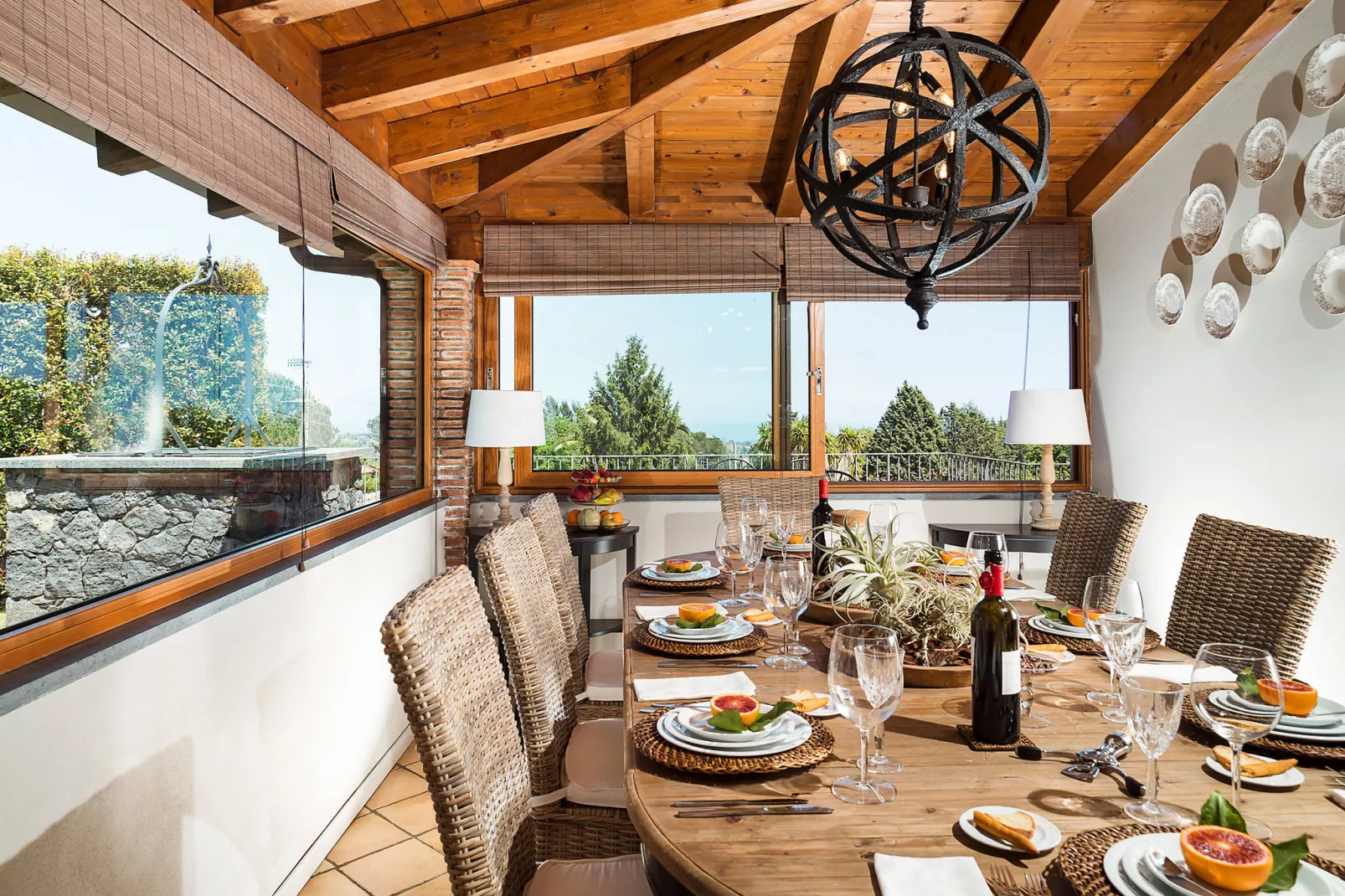 Viagrande-Dining room