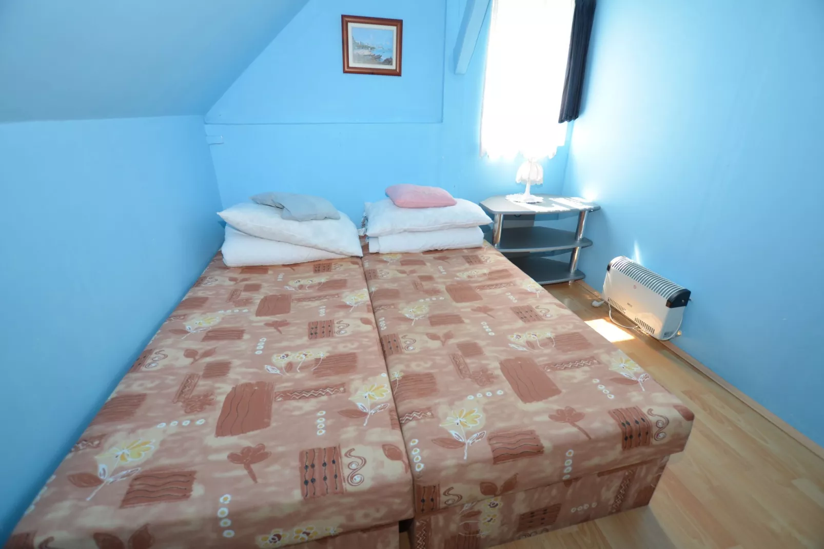 Barbora-Bedroom