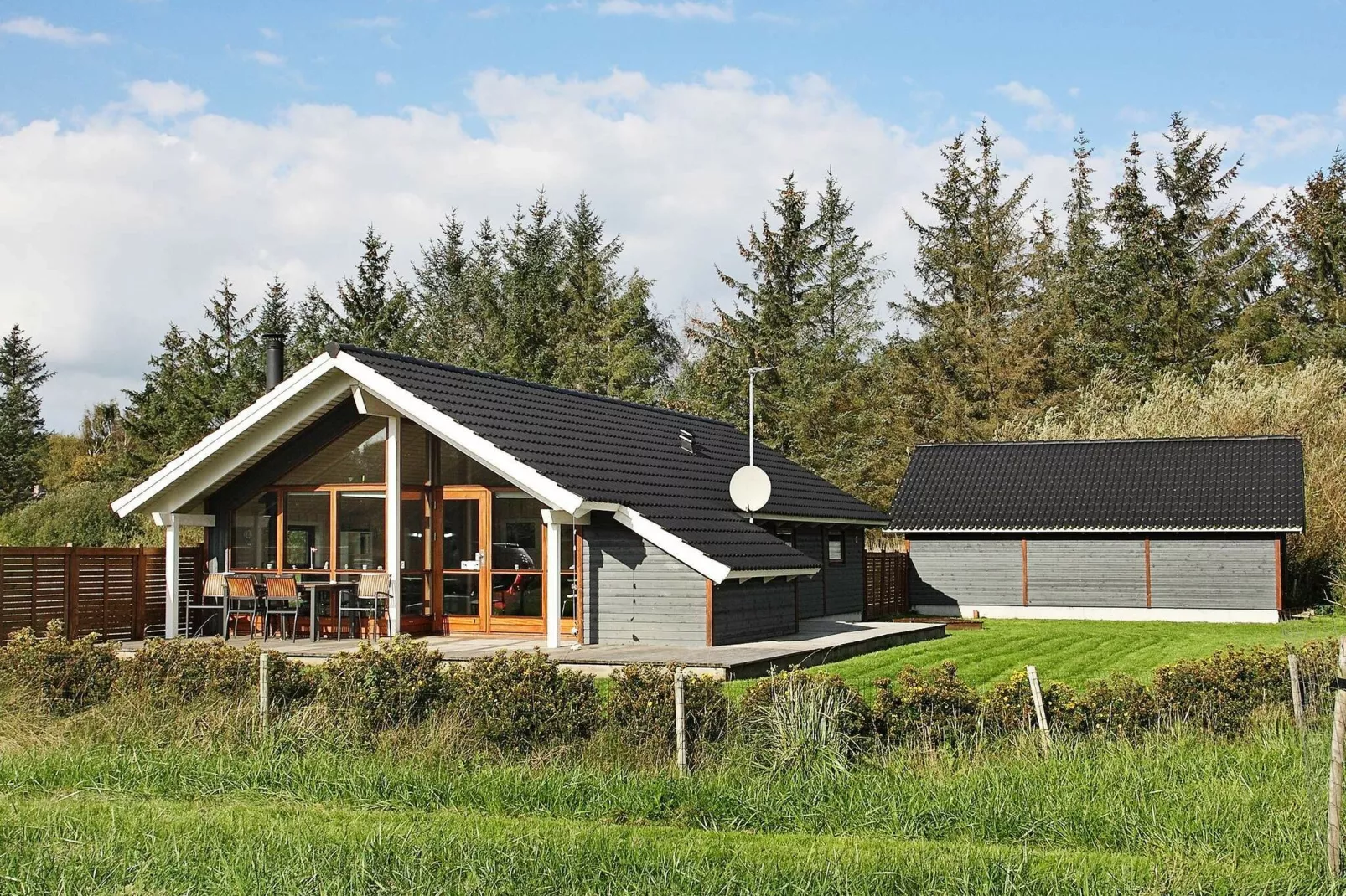 6 person holiday home in Øster Assels-Outdoor