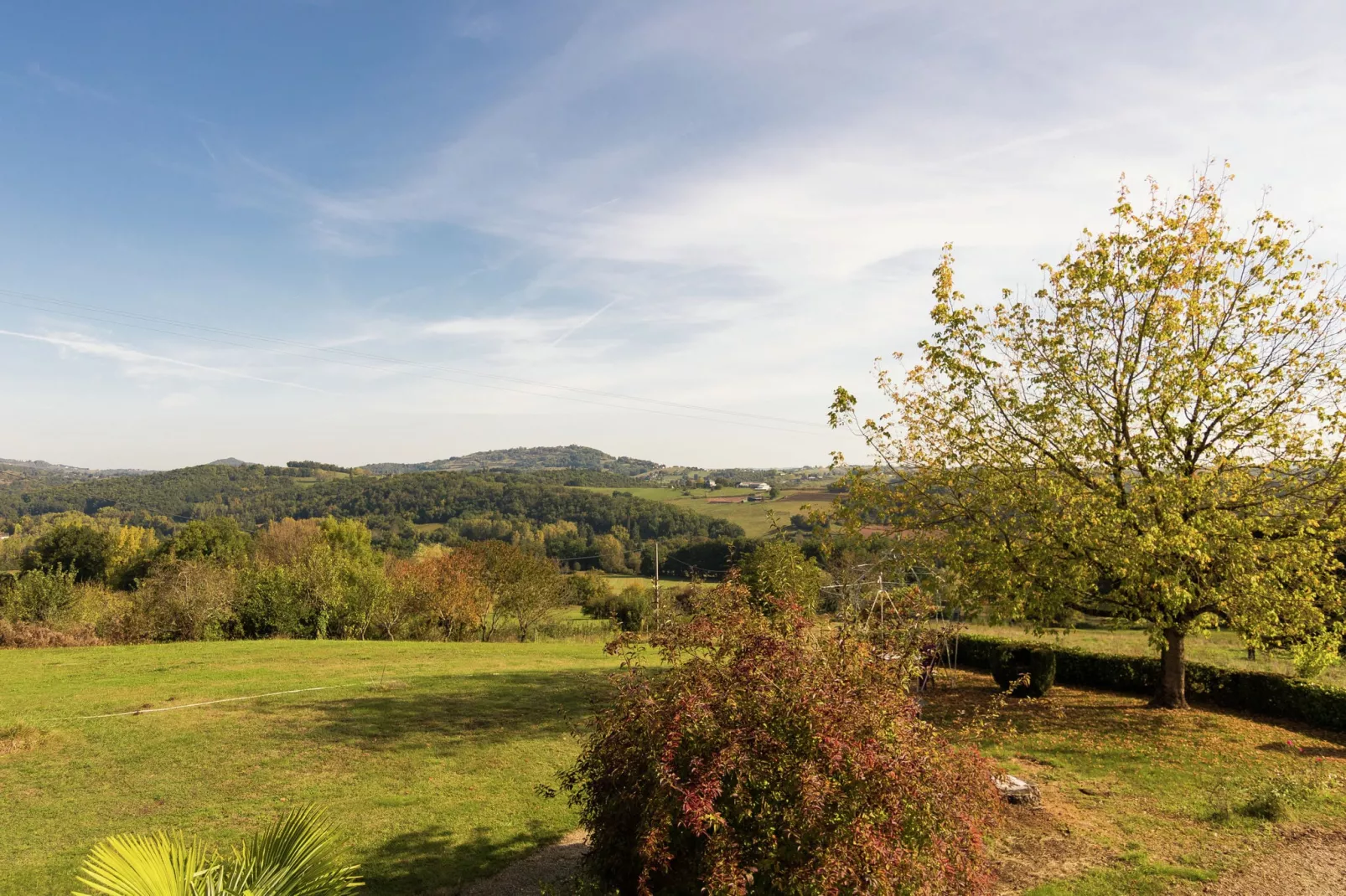 Le Rouvet près de Dordogne-Vue d'été