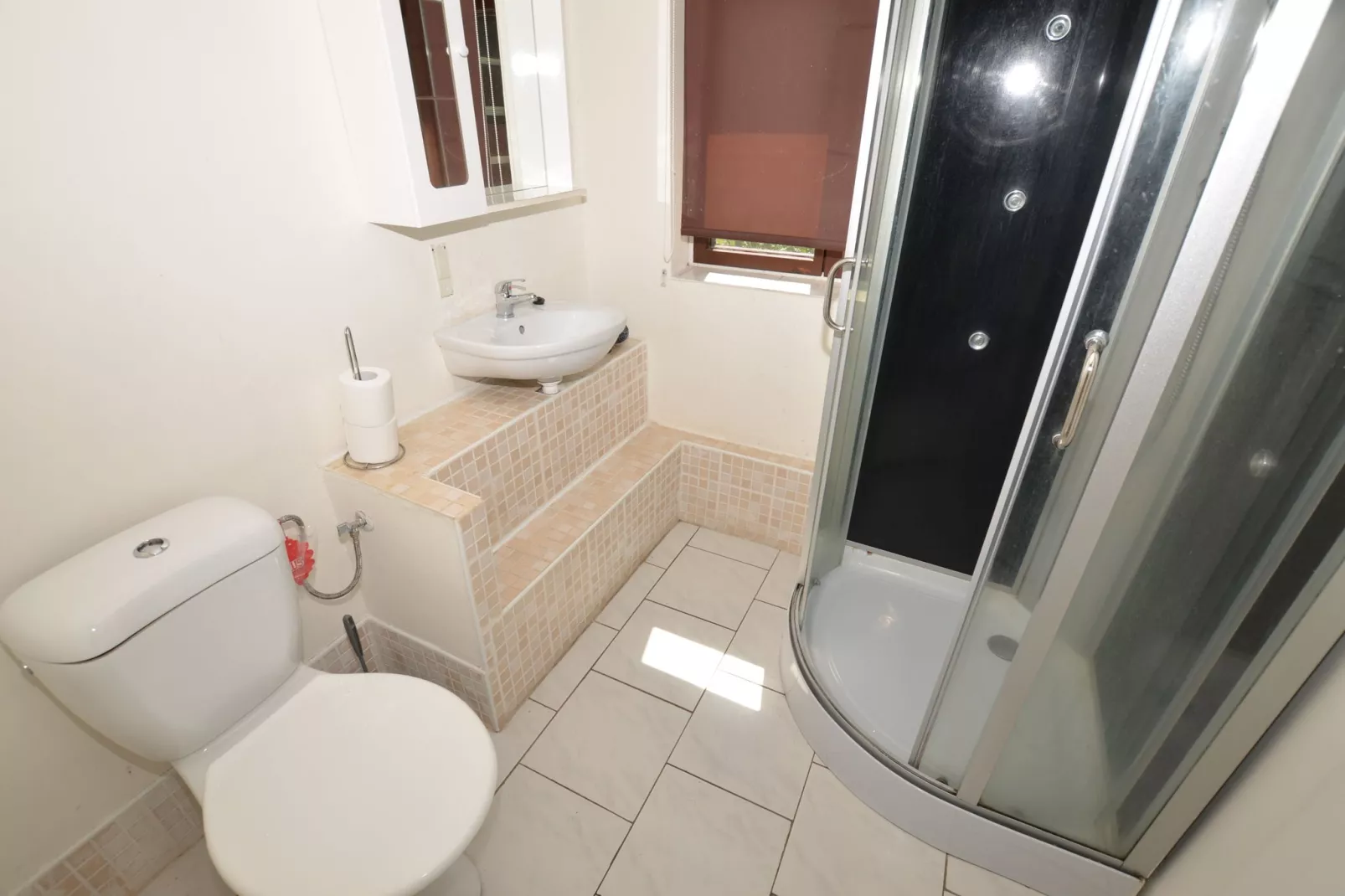 Barbora-Bathroom