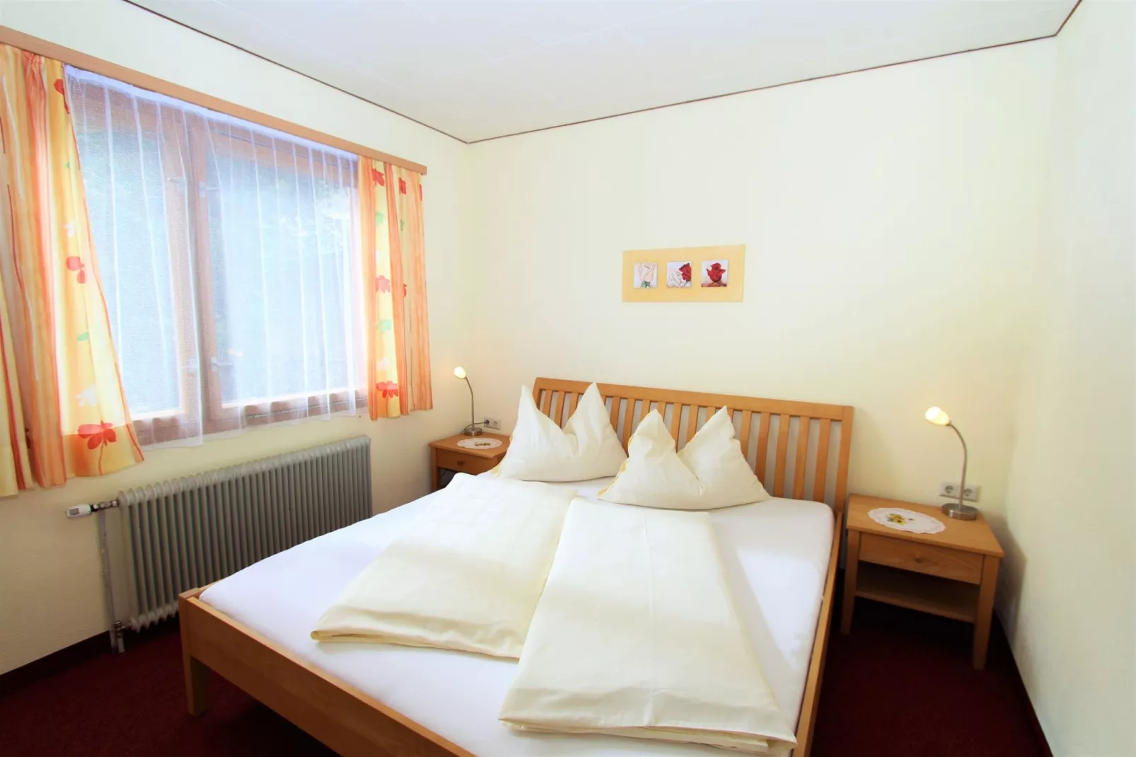 Haus Alpenröslein-Bedroom